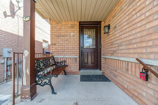 45 Ridgefield Crt, Brampton 4