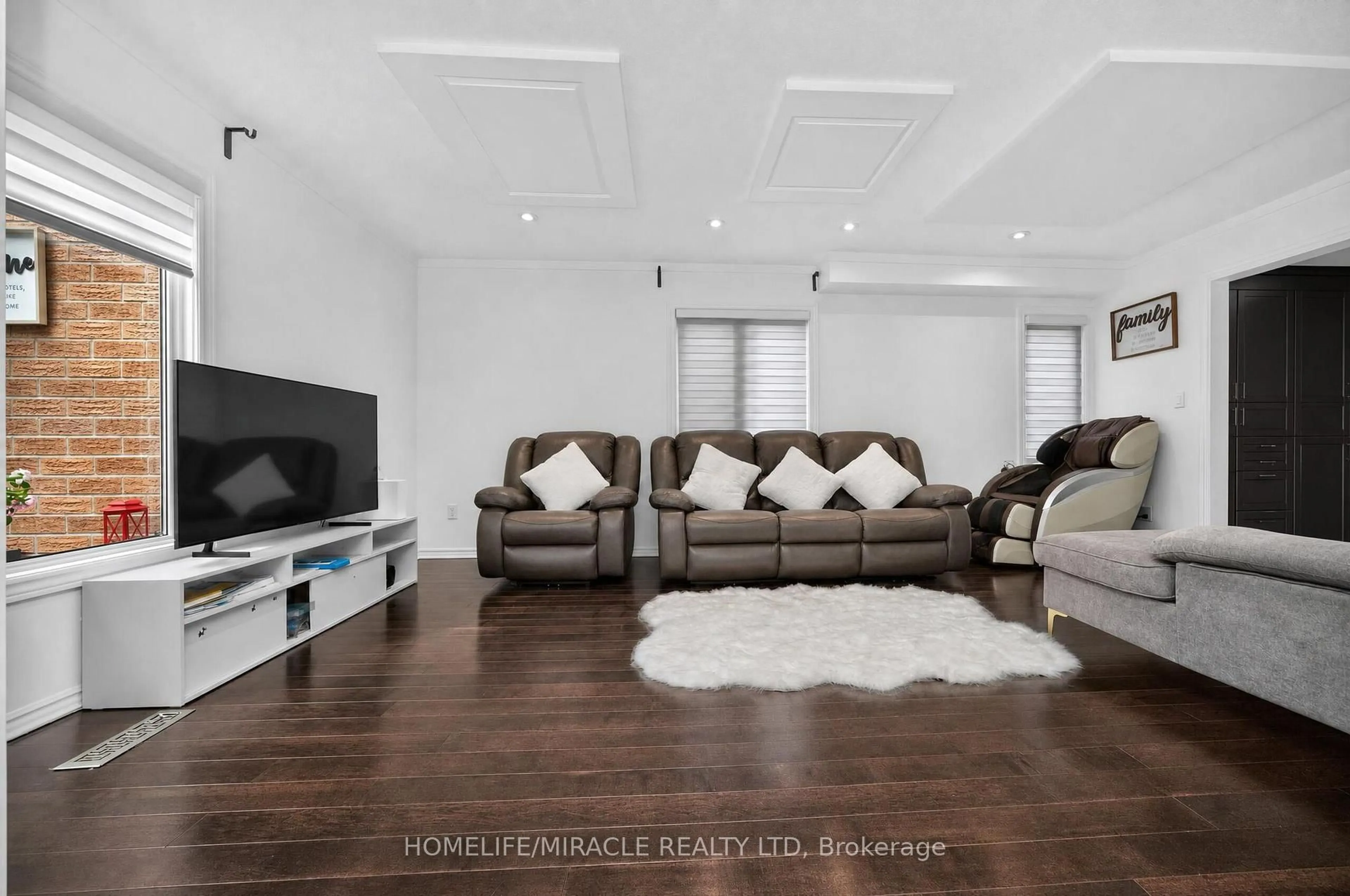 Living room with furniture, unknown for 4 Summertime Crt, Brampton Ontario L6Z 2B4
