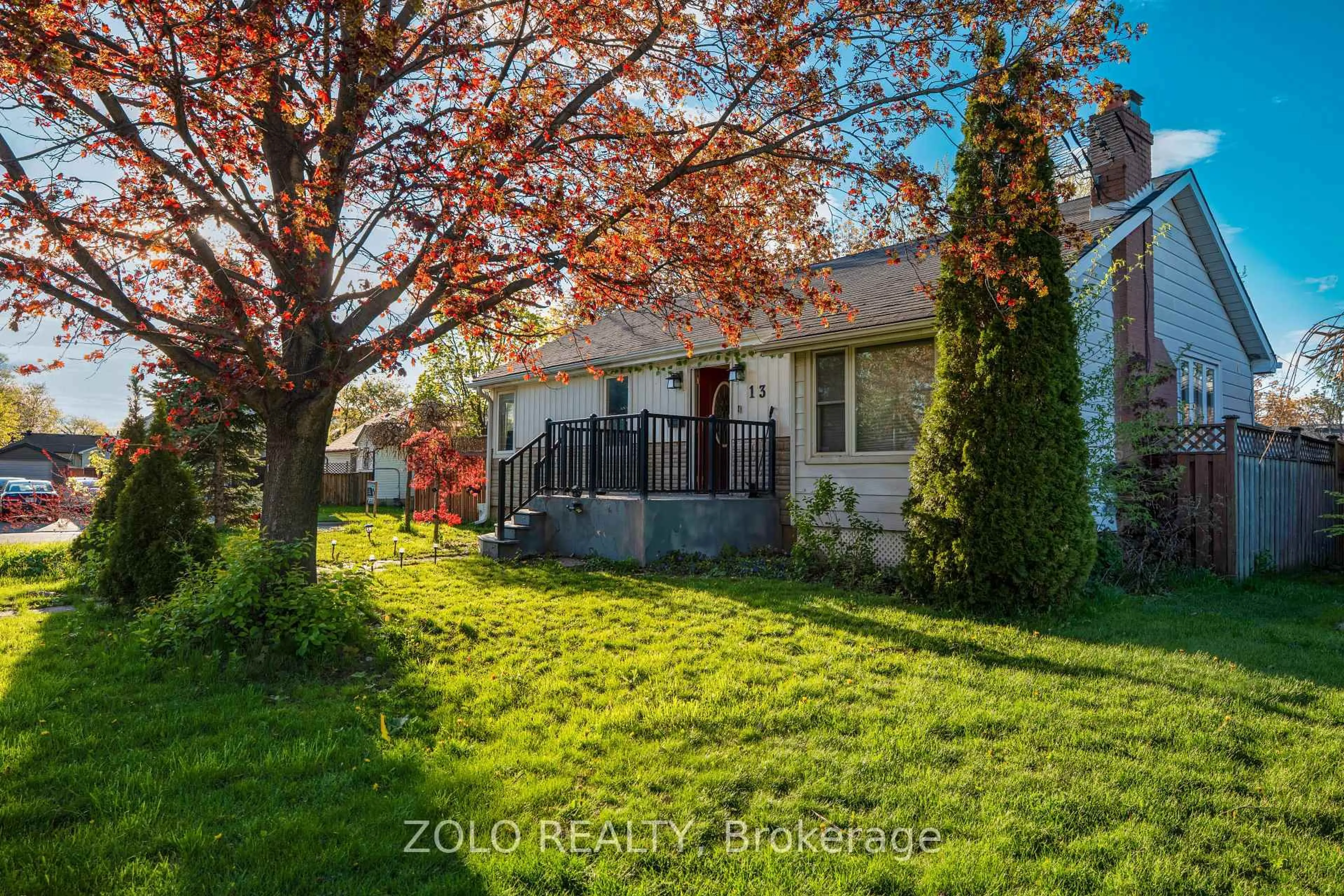 Unknown for 13 Foster Rd, Mississauga Ontario L4T 1C3