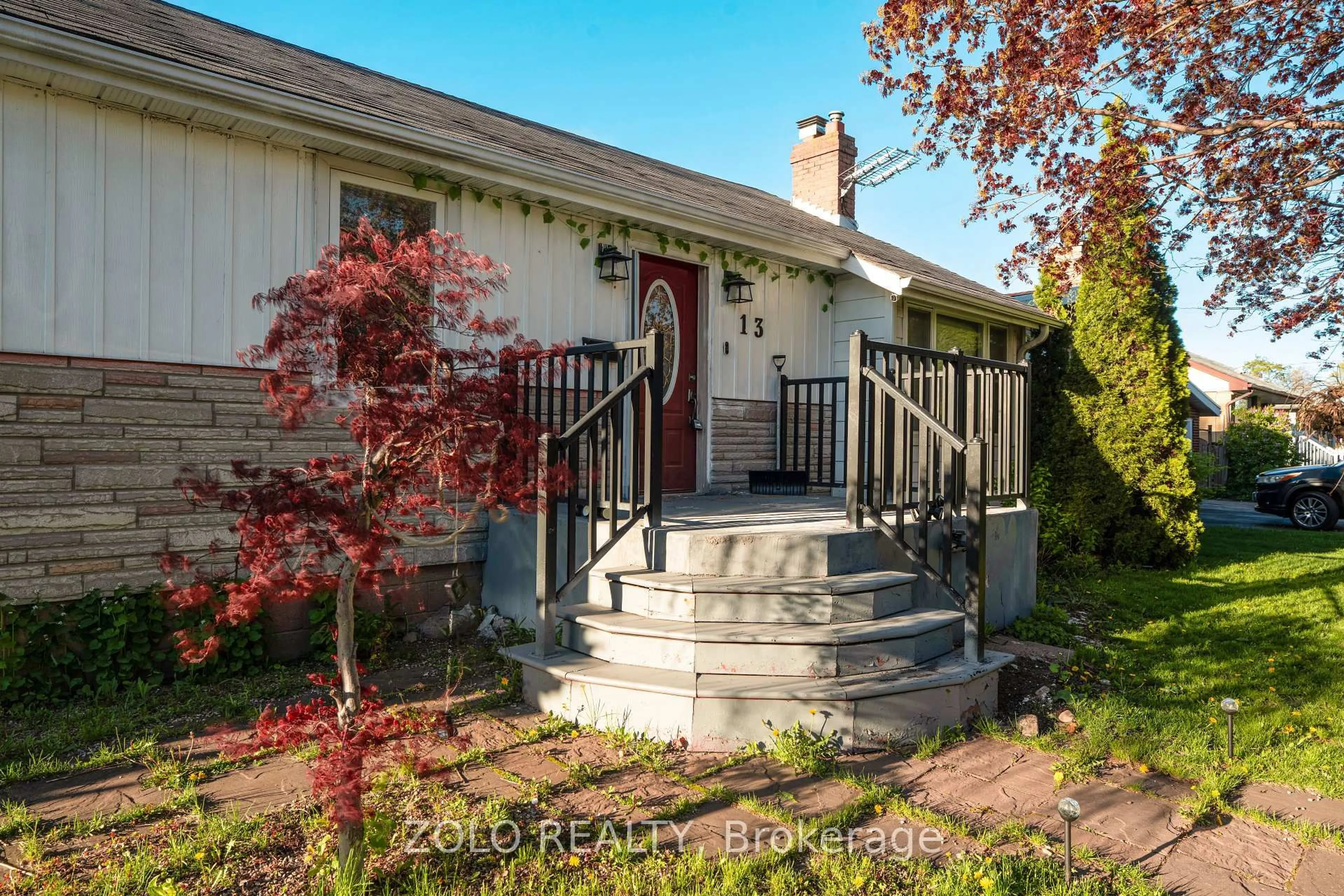 Unknown for 13 Foster Rd, Mississauga Ontario L4T 1C3
