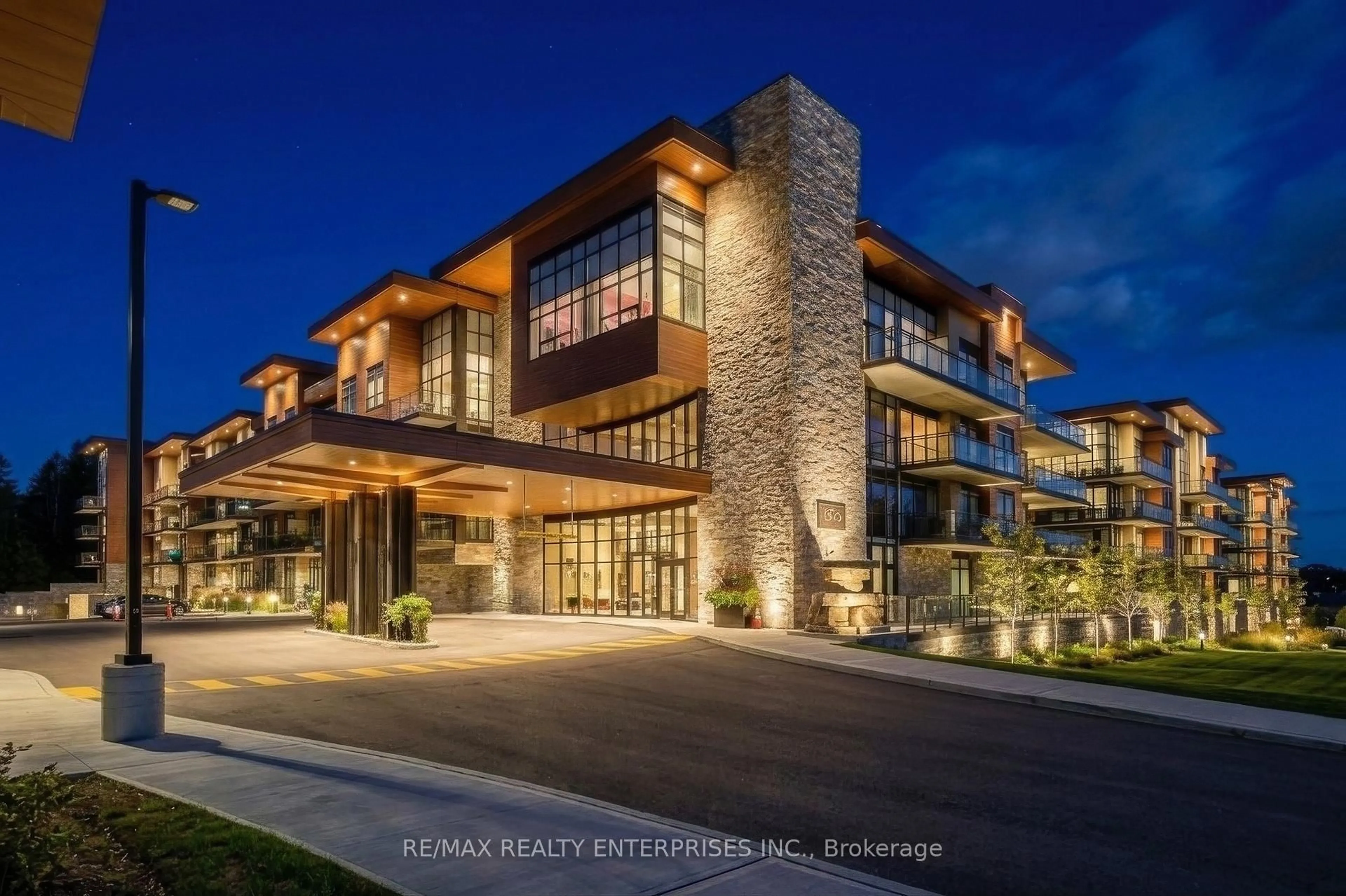 Unknown for 1575 Lakeshore Rd #GR45, Mississauga Ontario L5J 0B1