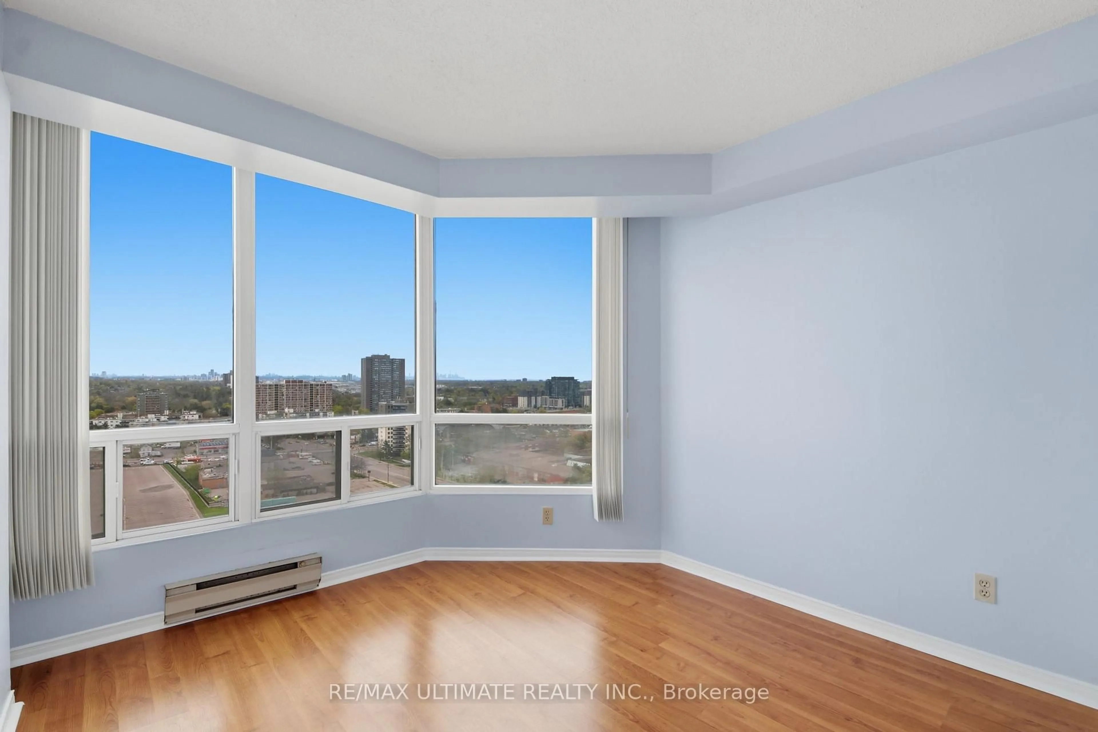 A pic of a room for 115 Hillcrest Ave #1614, Mississauga Ontario L5B 3Y9