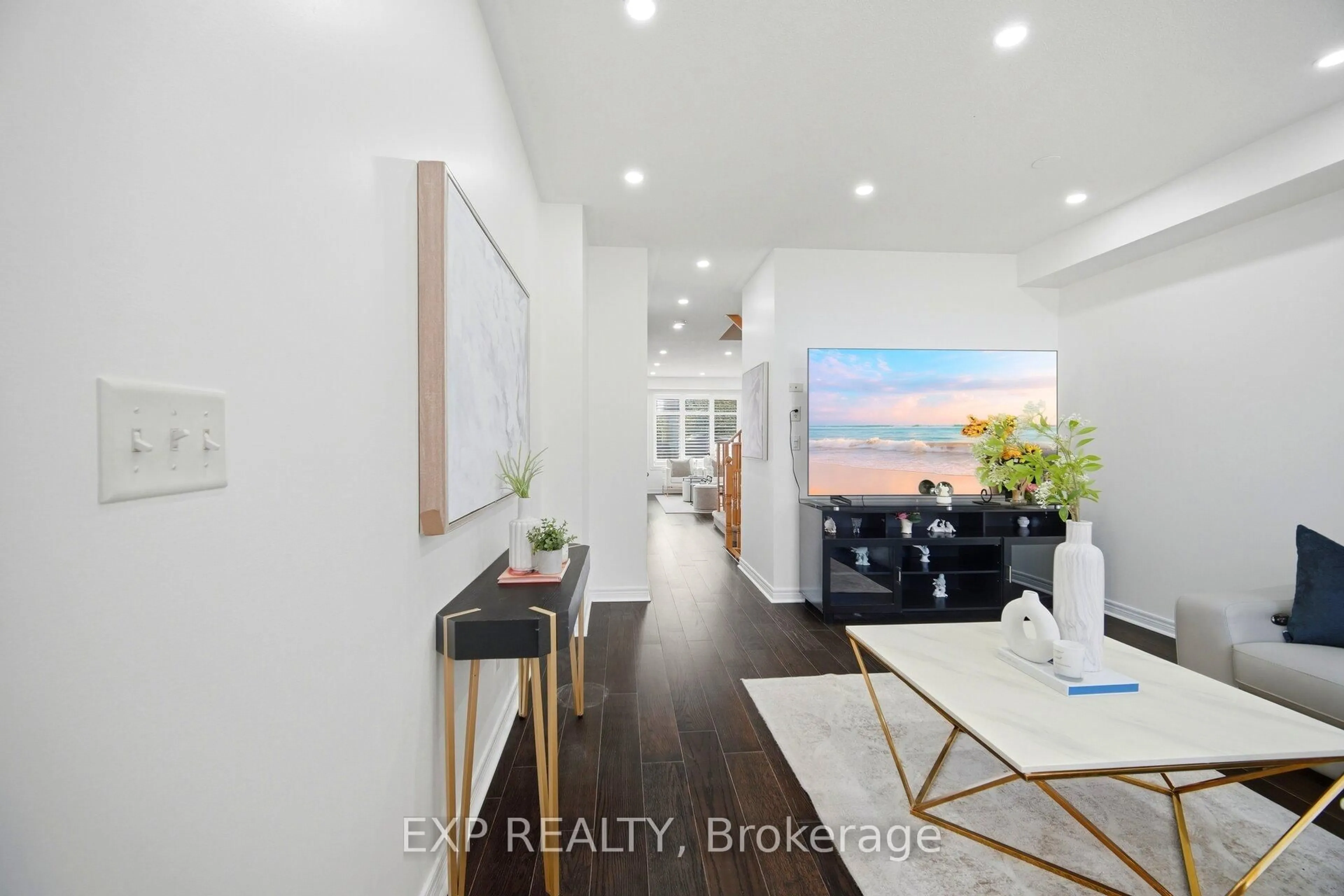 Indoor entryway for 37 Totten Dr, Brampton Ontario L6R 0P5