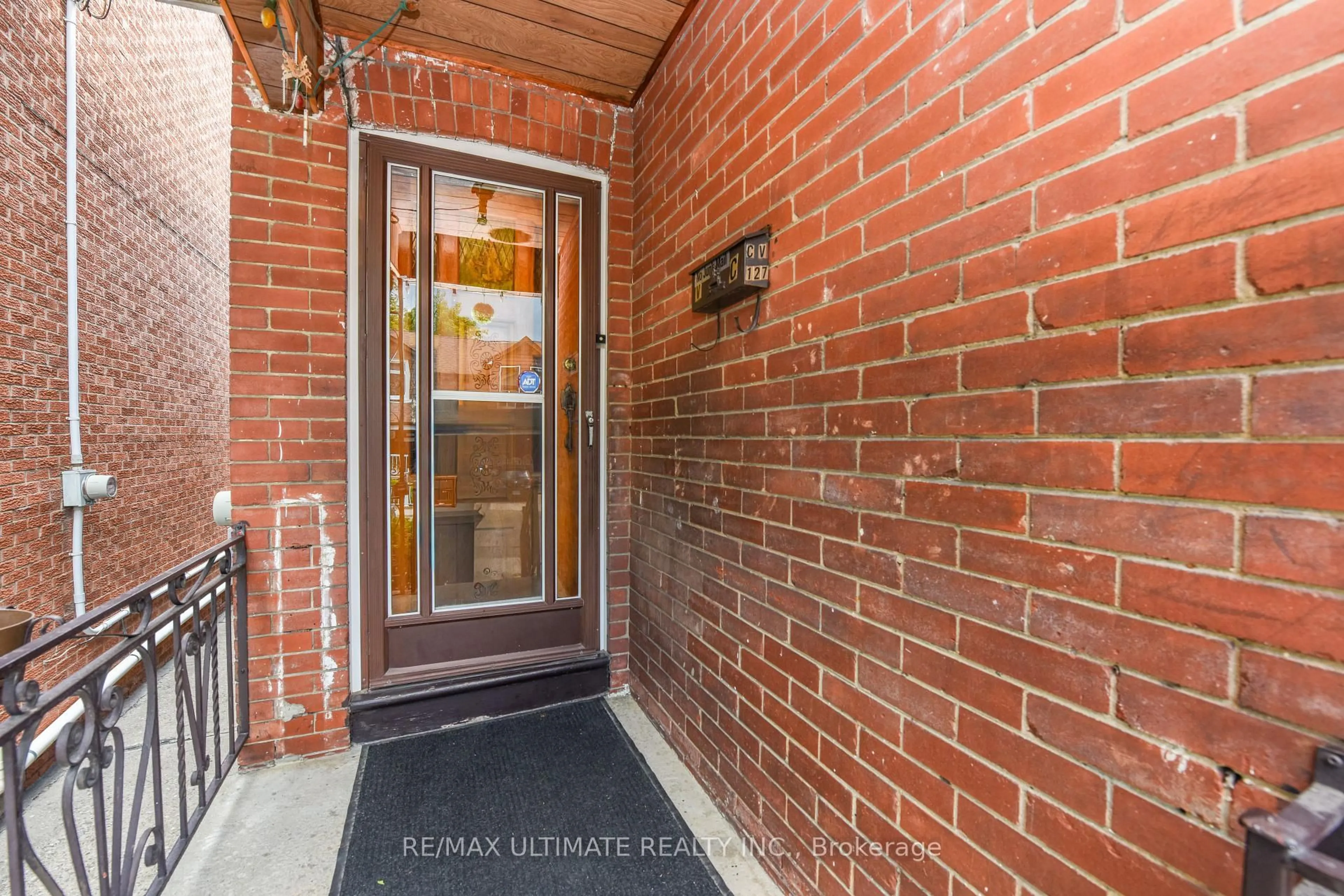 Unknown for 127 Salem Ave, Toronto Ontario M6H 3C4