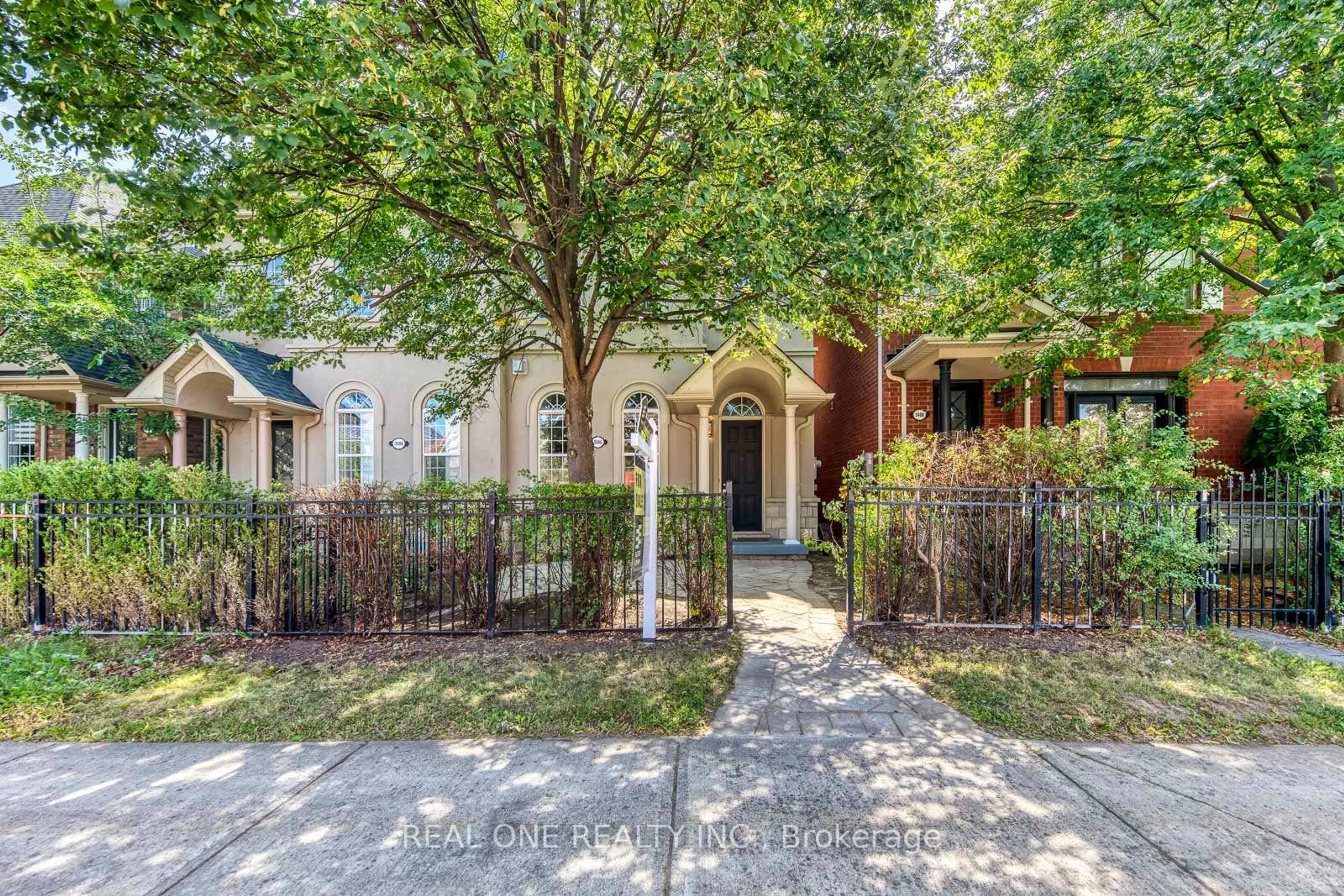 Unknown for 3486 Eglinton Ave, Mississauga Ontario L5M 7P4