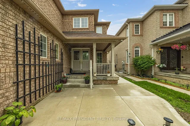 14 Baybrook Rd, Brampton 3