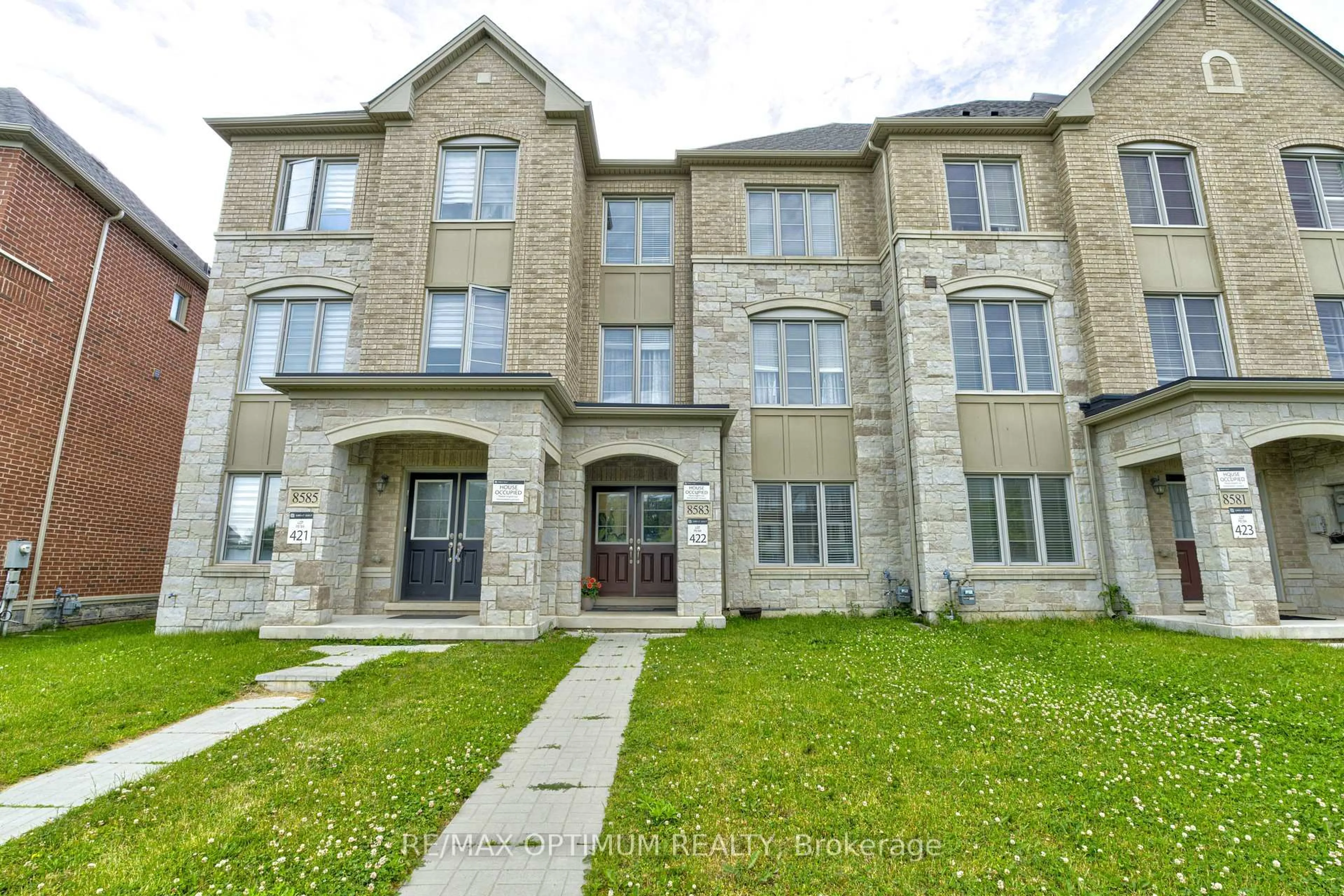 Unknown for 8583 Financial Dr, Brampton Ontario L6Y 6C4