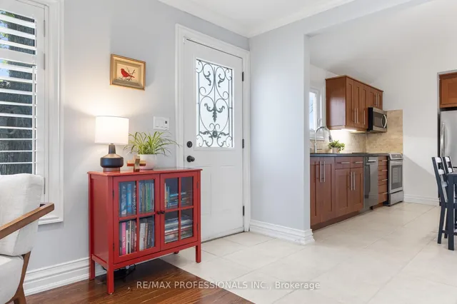 869 First St, Mississauga 2