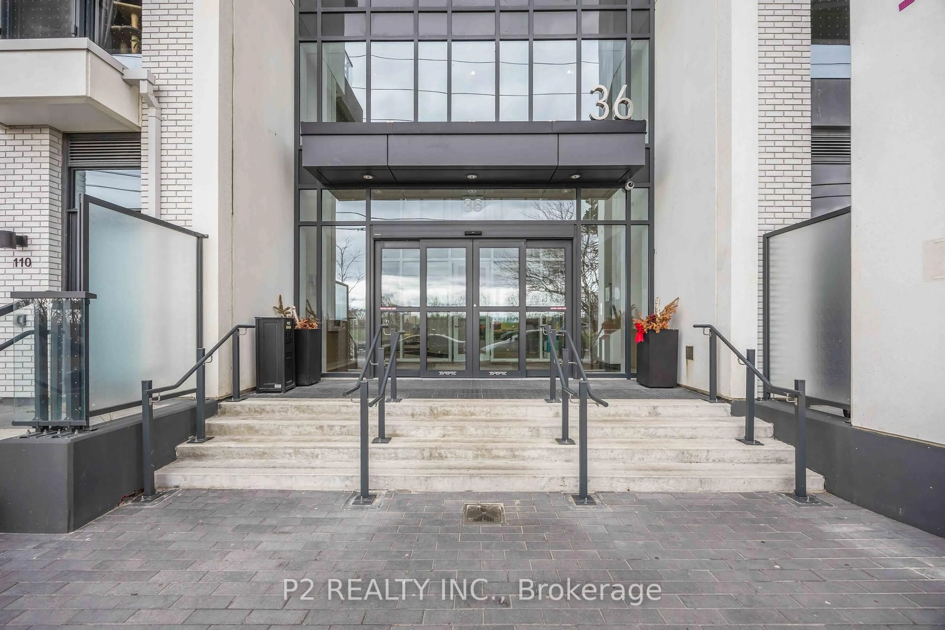 Indoor foyer for 36 Zorra St #3310, Toronto Ontario M8Z 0G5