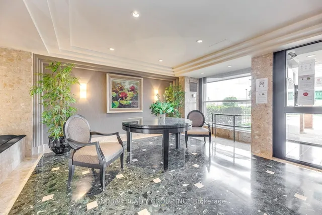 6 Humberline Dr #206, Toronto 4