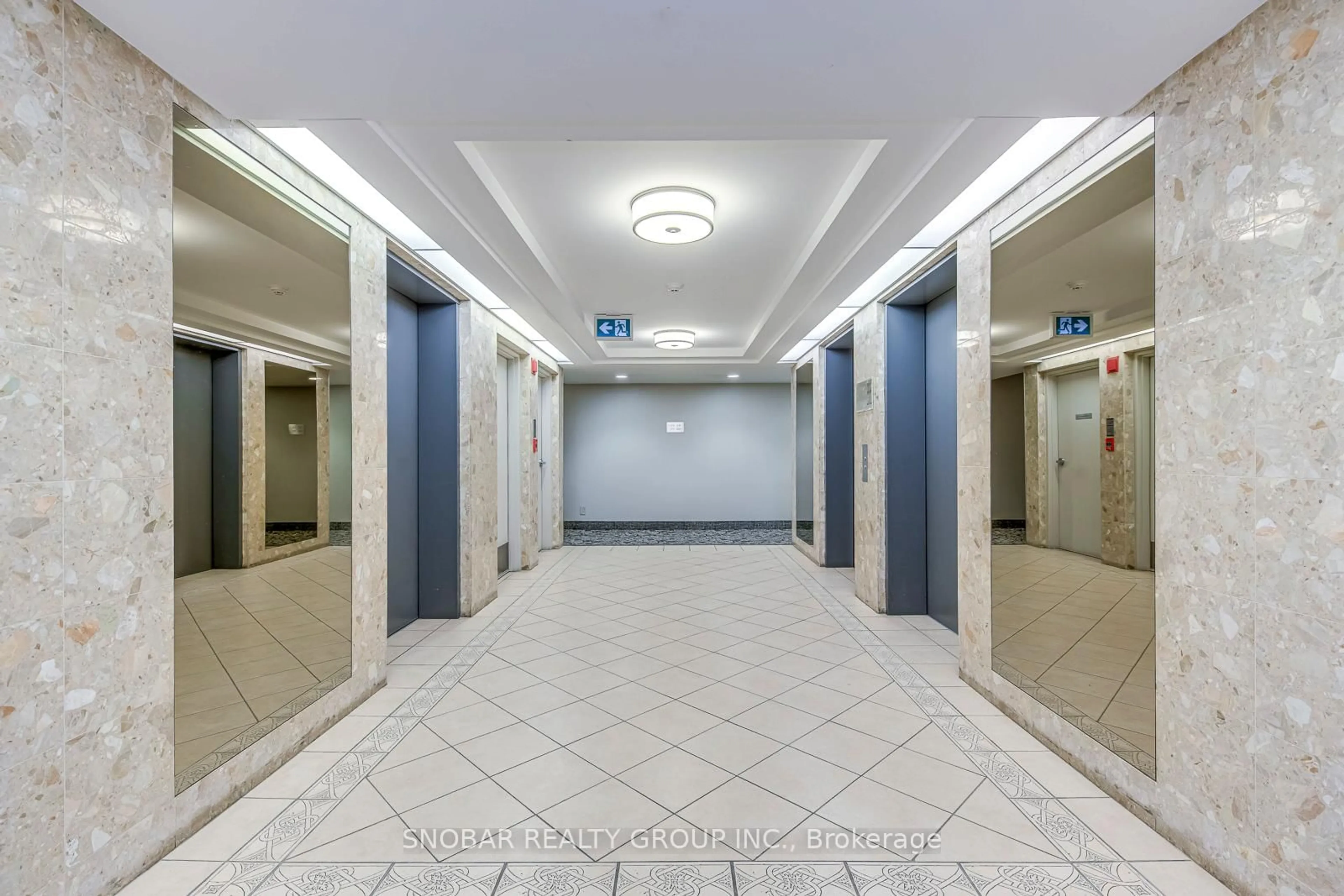 Indoor foyer for 6 Humberline Dr #206, Toronto Ontario M9W 6X8