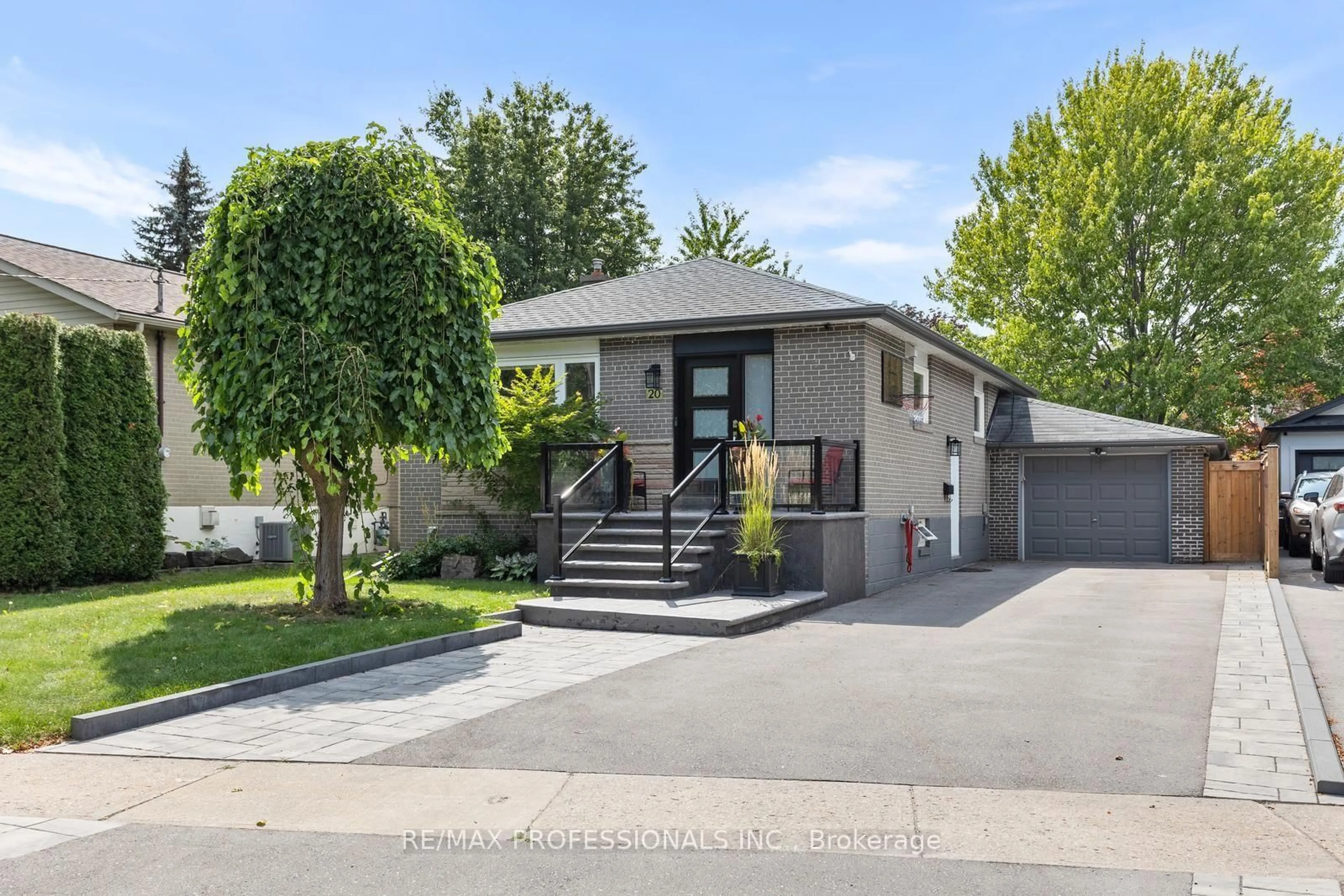 Home with vinyl exterior material, street for 20 Hollister Rd, Toronto Ontario M9C 4M7
