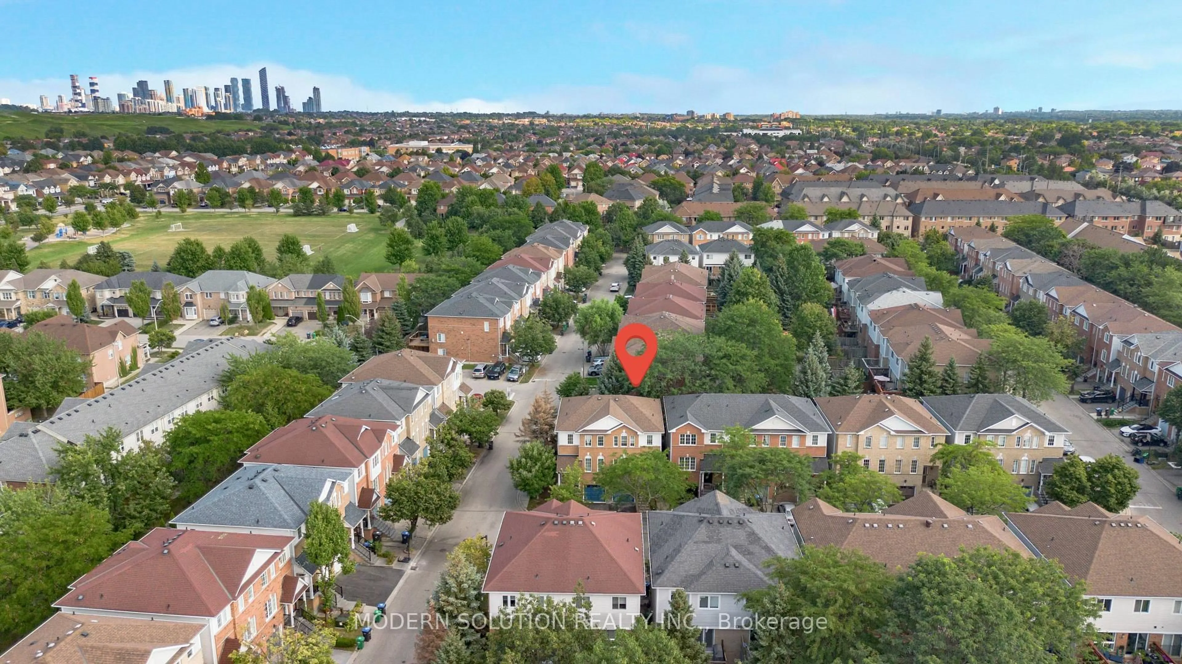 A pic from outside/outdoor area/front of a property/back of a property/a pic from drone, city buildings view from balcony for 1480 Britannia Rd #133, Mississauga Ontario L5V 2K4