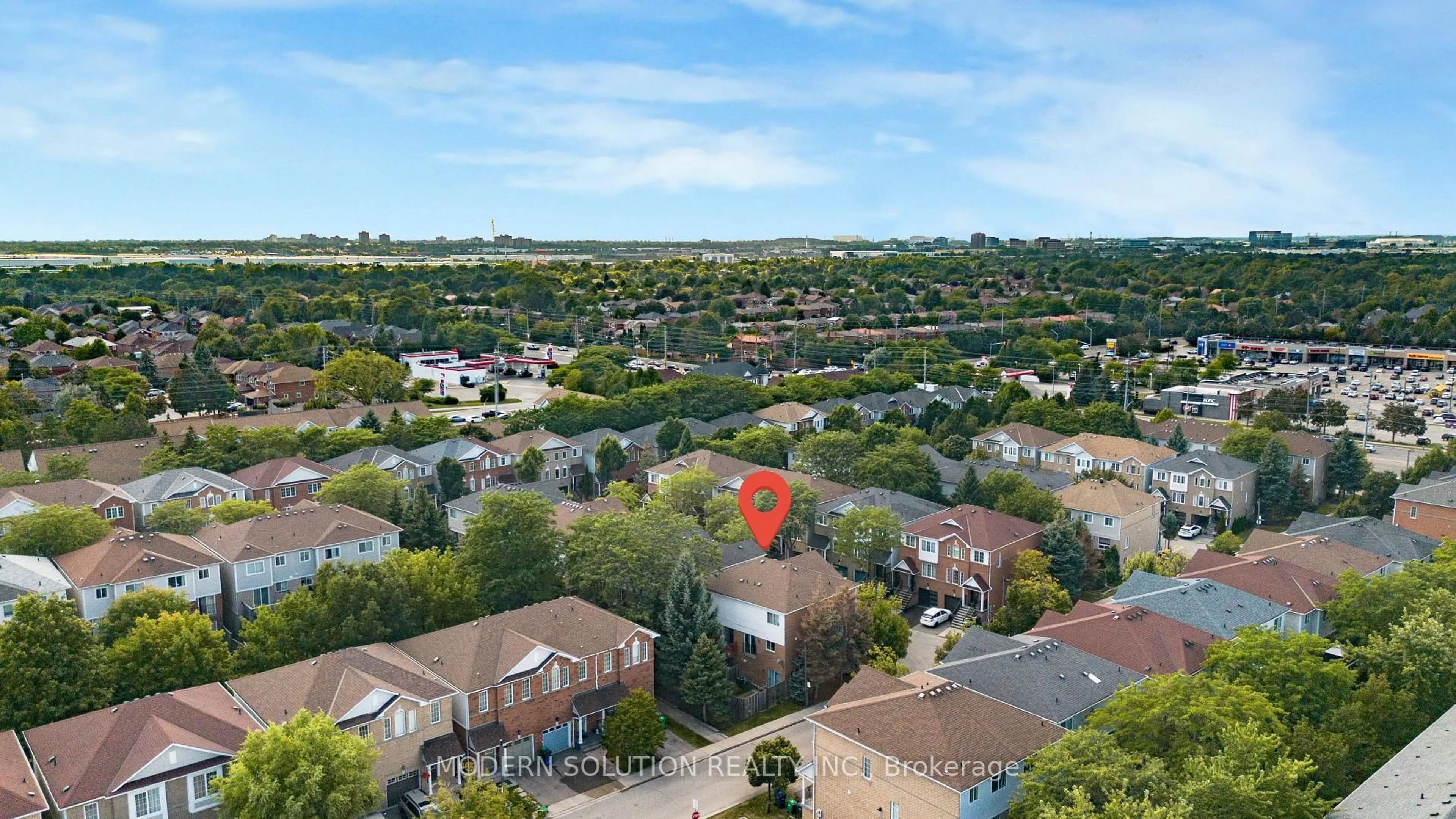 A pic from outside/outdoor area/front of a property/back of a property/a pic from drone, unknown for 1480 Britannia Rd #133, Mississauga Ontario L5V 2K4
