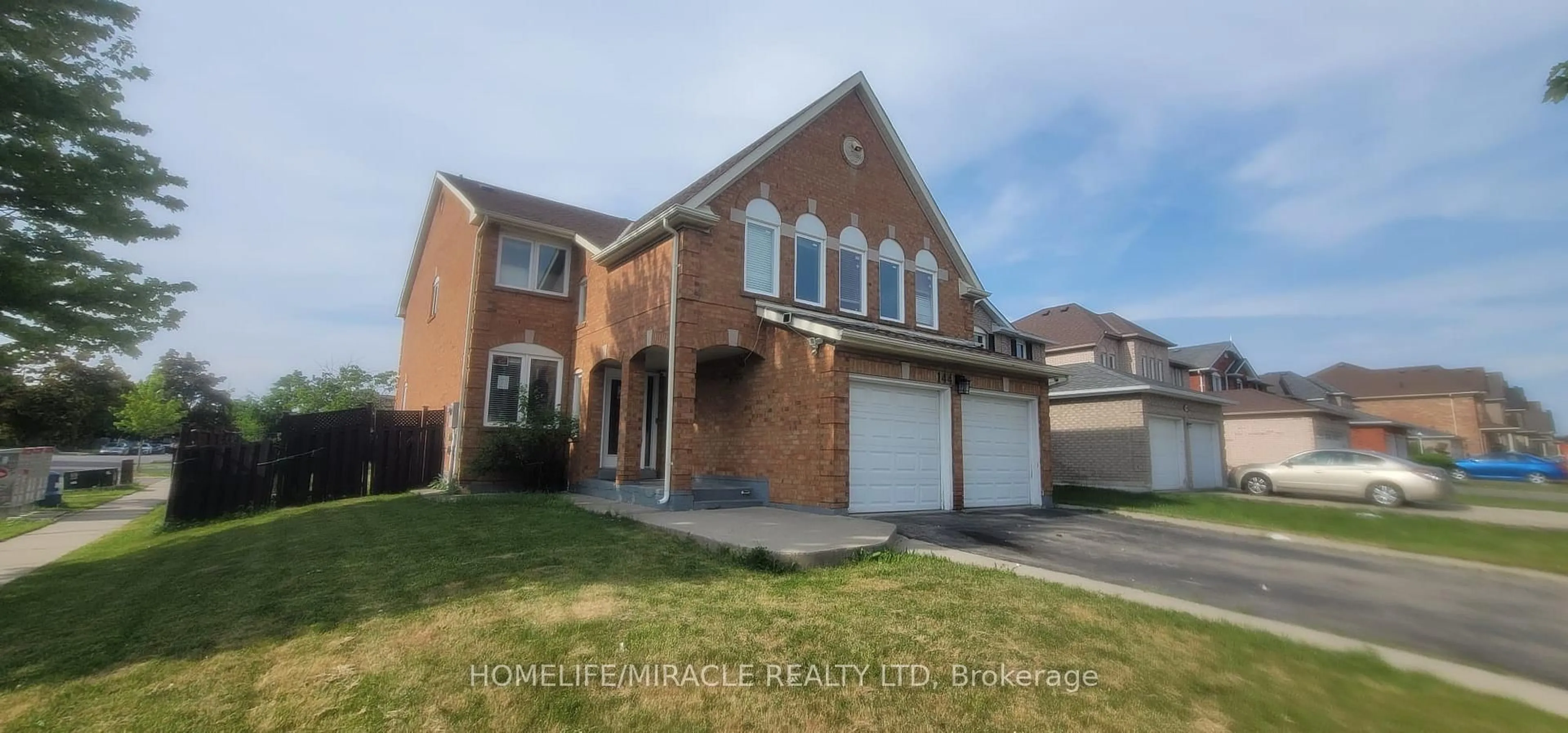 Home with brick exterior material, street for 144 Moffatt Ave, Brampton Ontario L6Y 4R8