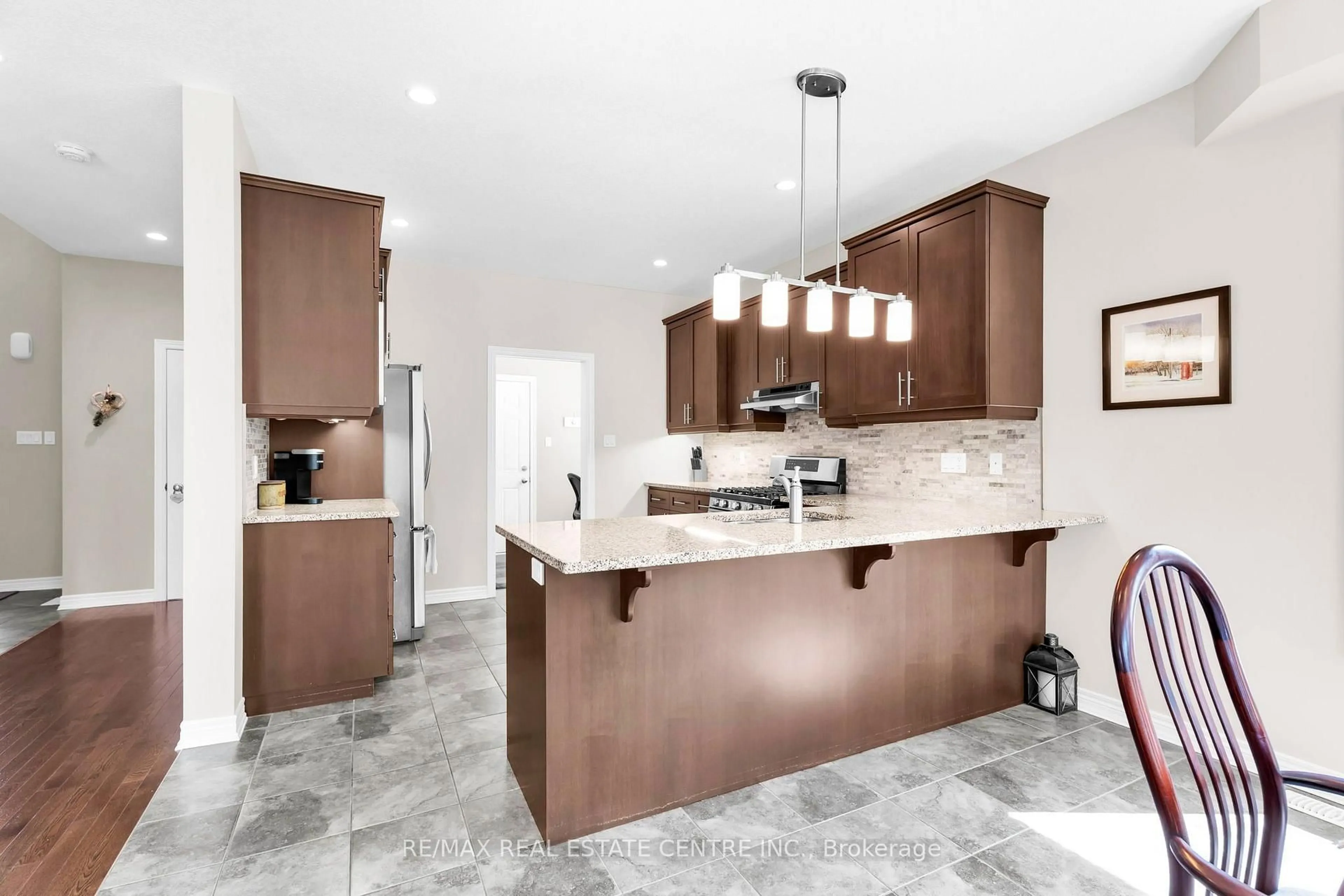 Contemporary kitchen, ceramic/tile floor for 35 St. Paul's Pl, Orangeville Ontario L9W 0A5