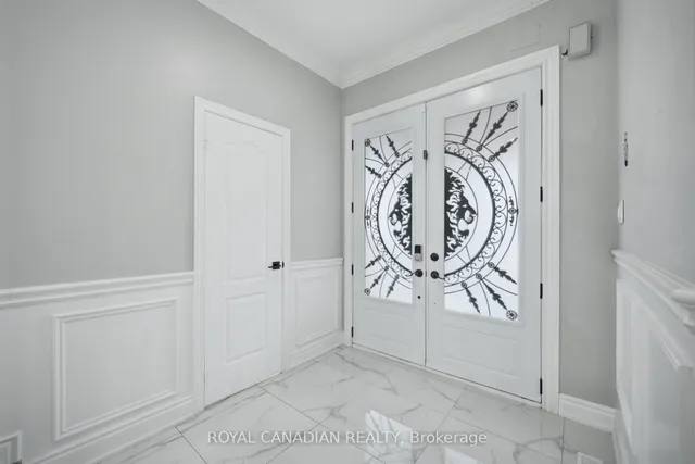 88 Olde Town Rd, Brampton 4
