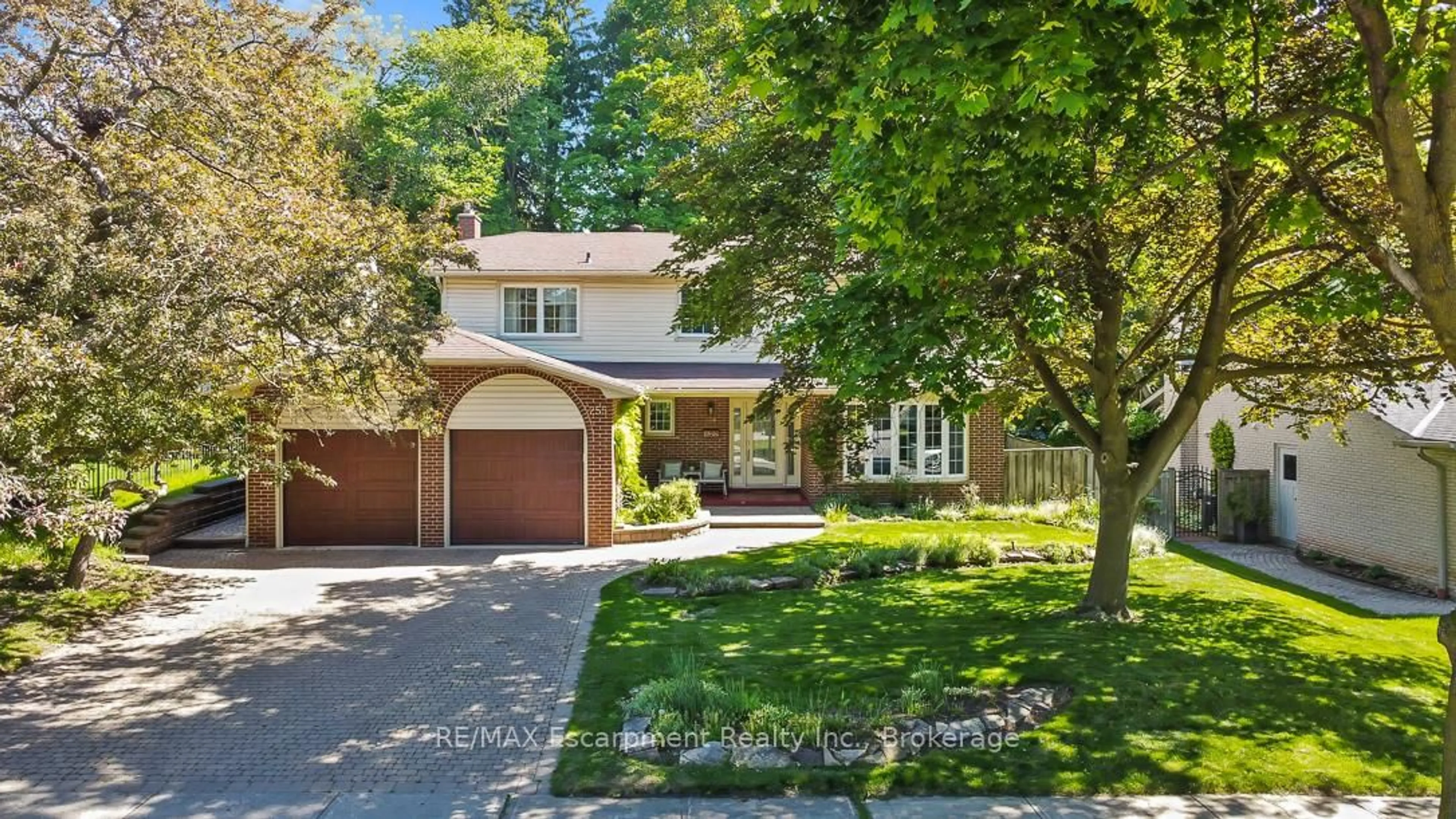 Unknown for 255 Spring Garden Rd, Oakville Ontario L6L 5H5