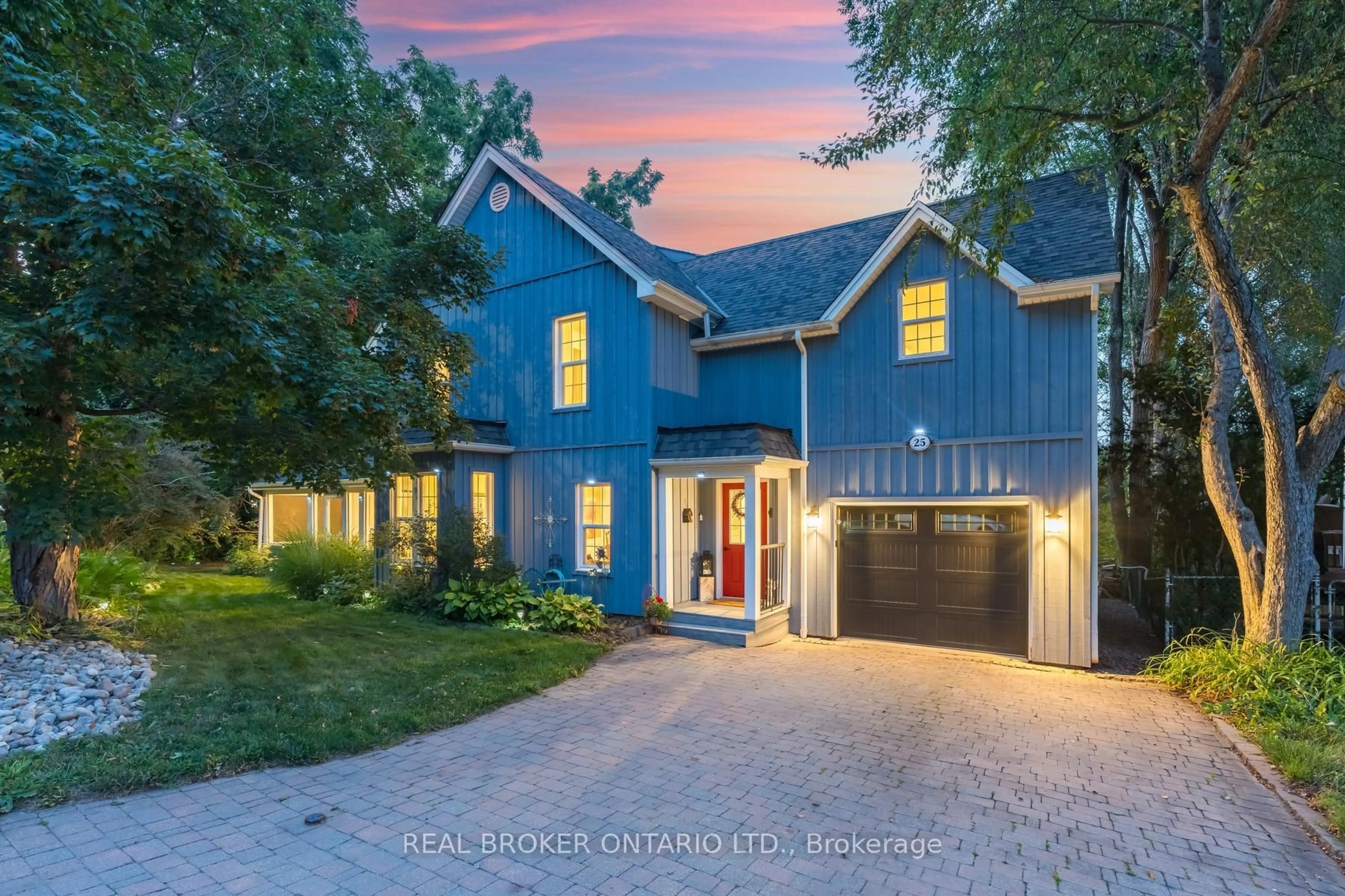 Home with brick exterior material, street for 25 Stewarttown Rd, Halton Hills Ontario L7G 4S5