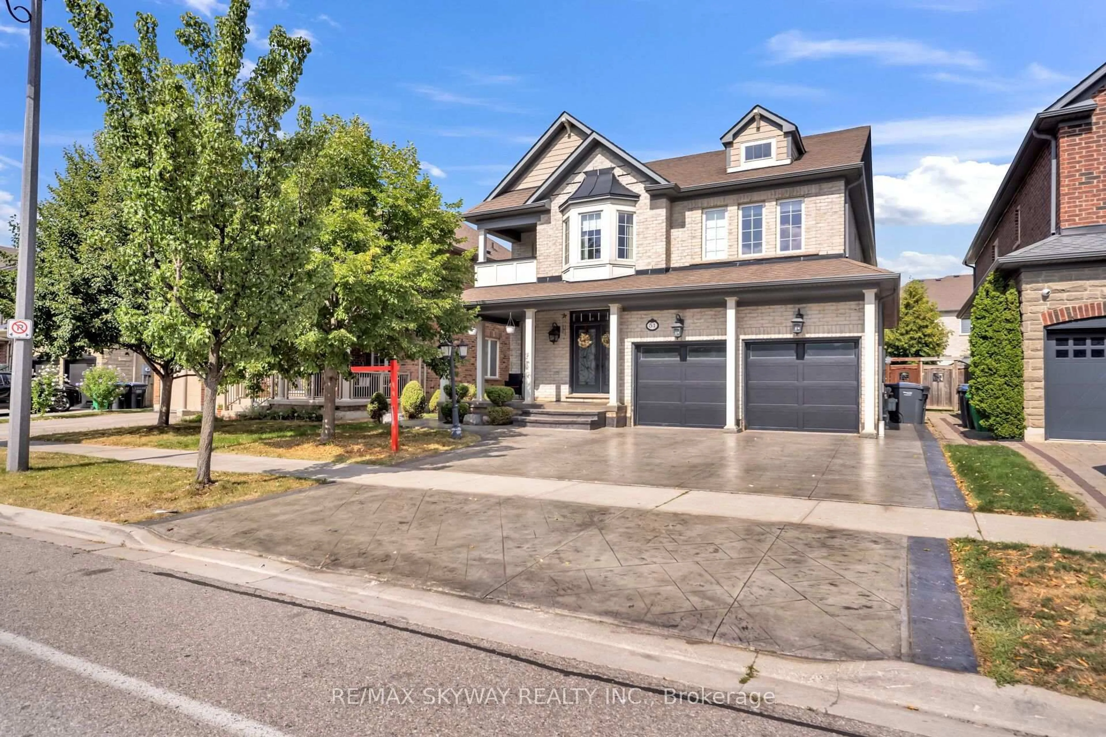 Home with brick exterior material, street for 51 Learmont Ave, Caledon Ontario L7C 3N3