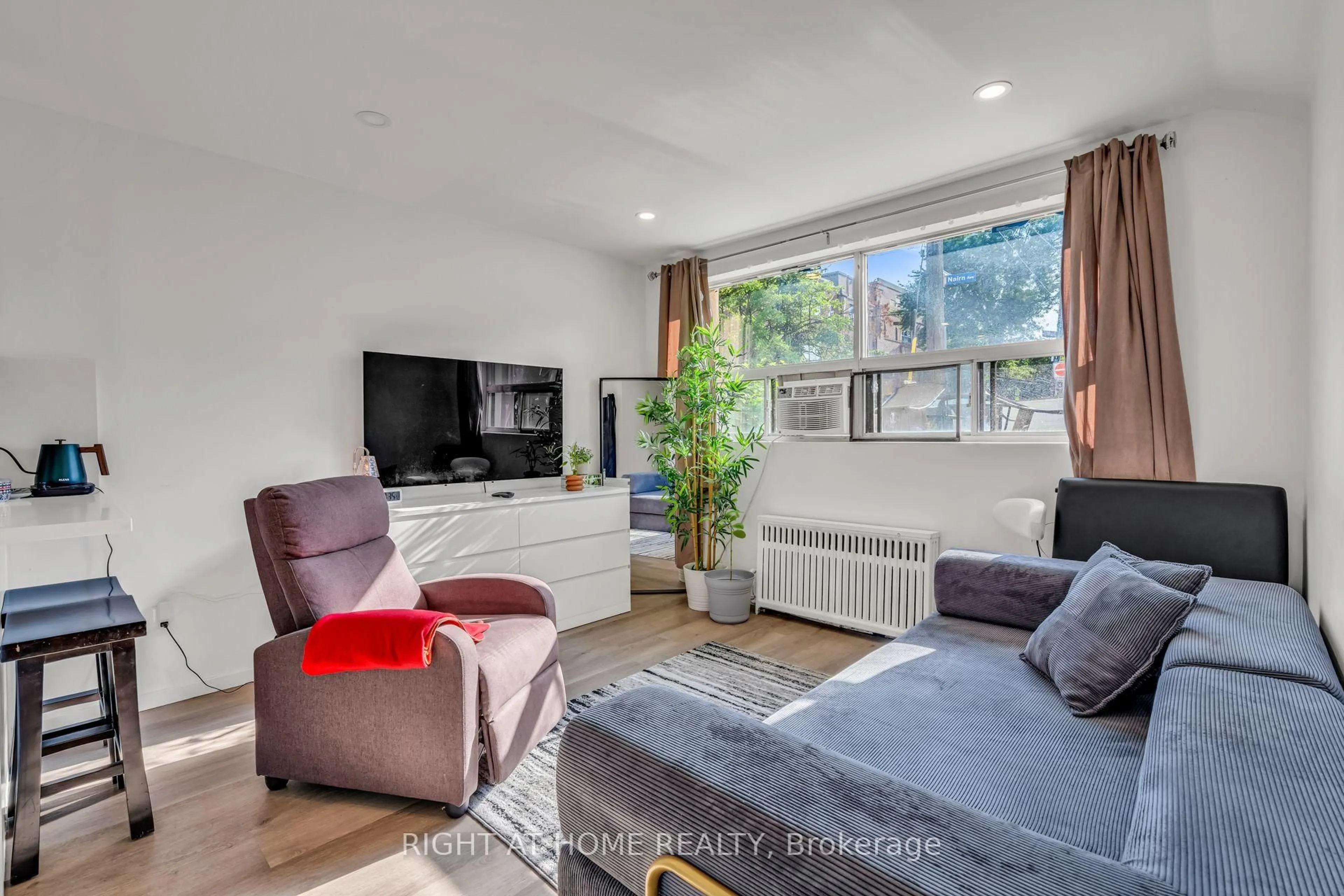 Living room with furniture, unknown for 497 Nairn Ave, Toronto Ontario M6E 4J2