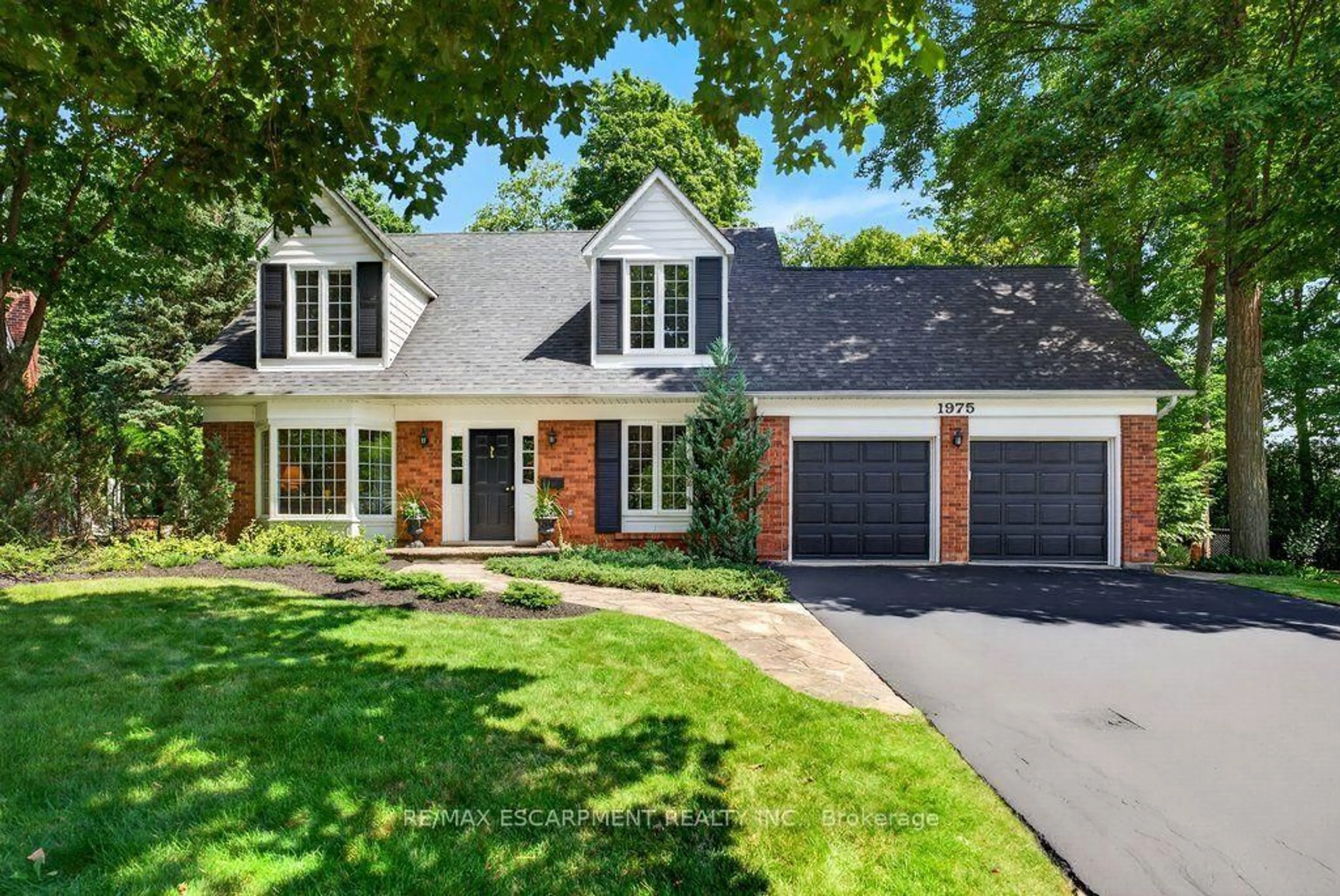 Home with brick exterior material, street for 1975 Sterling Pl, Burlington Ontario L7P 2Y6
