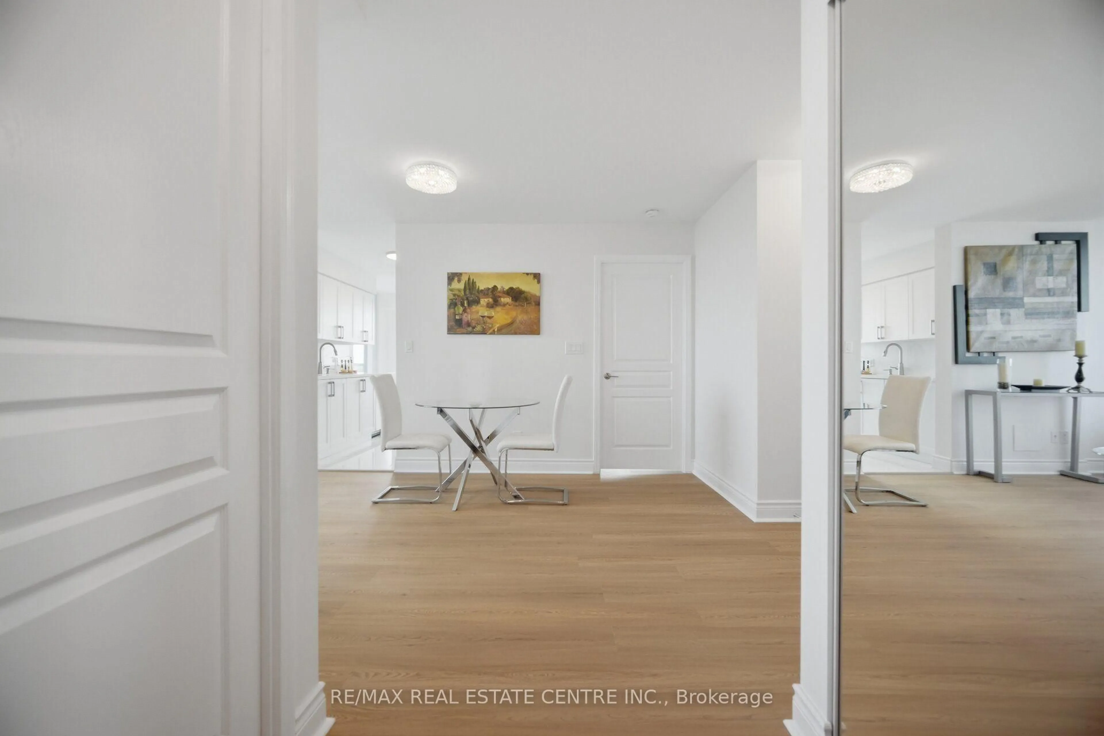 Unknown for 4879 Kimbermount Ave #1509, Mississauga Ontario L5M 7R8