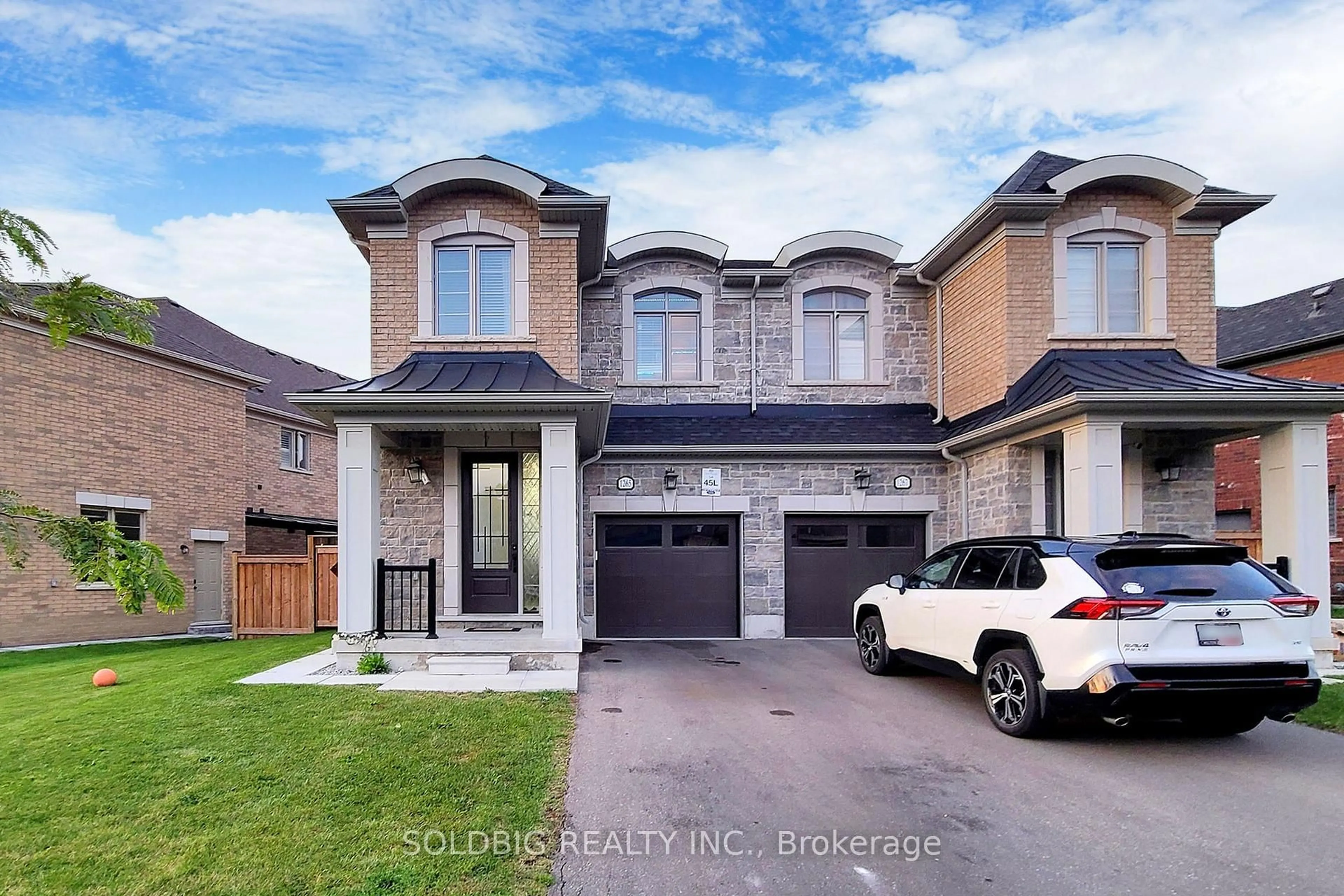 Home with brick exterior material, street for 1265 CHEE CHEE Landing, Milton Ontario L9E 1L2