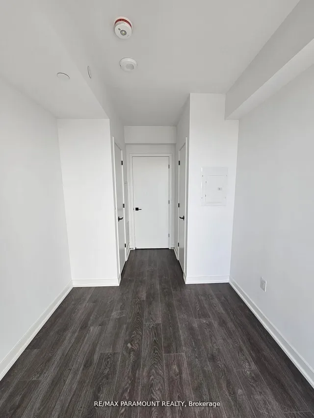 36 Zorra St #1008, Toronto 2