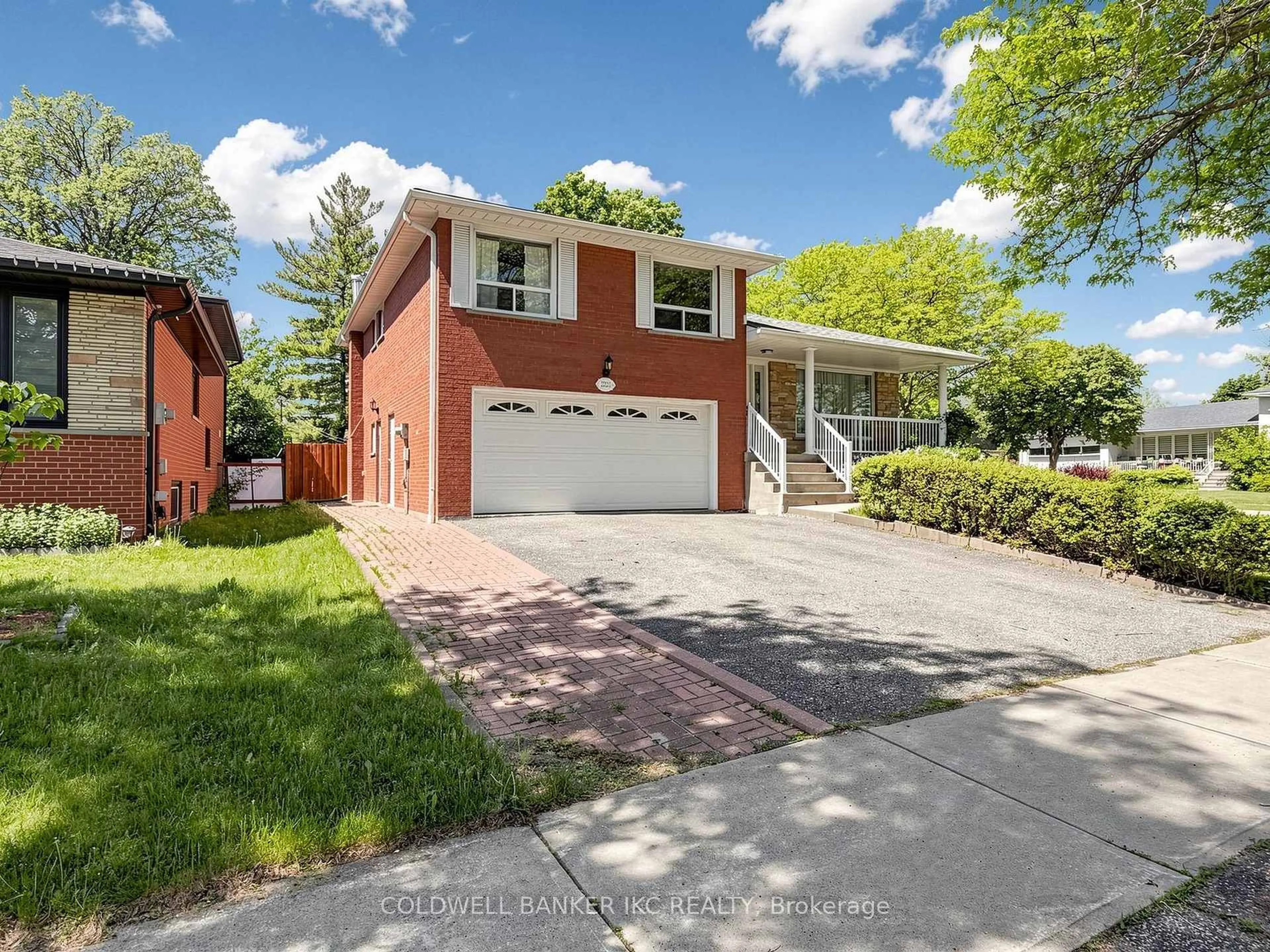Home with brick exterior material, street for 2220 Springfield Crt, Mississauga Ontario L5K 1V2