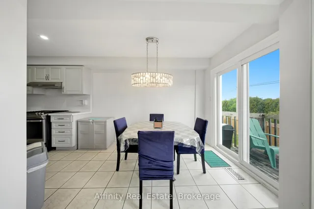 1575 South Parade Crt #19, Mississauga 2