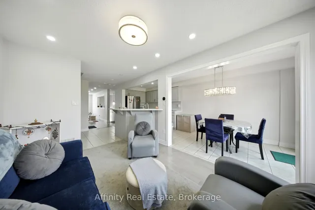 1575 South Parade Crt #19, Mississauga 3
