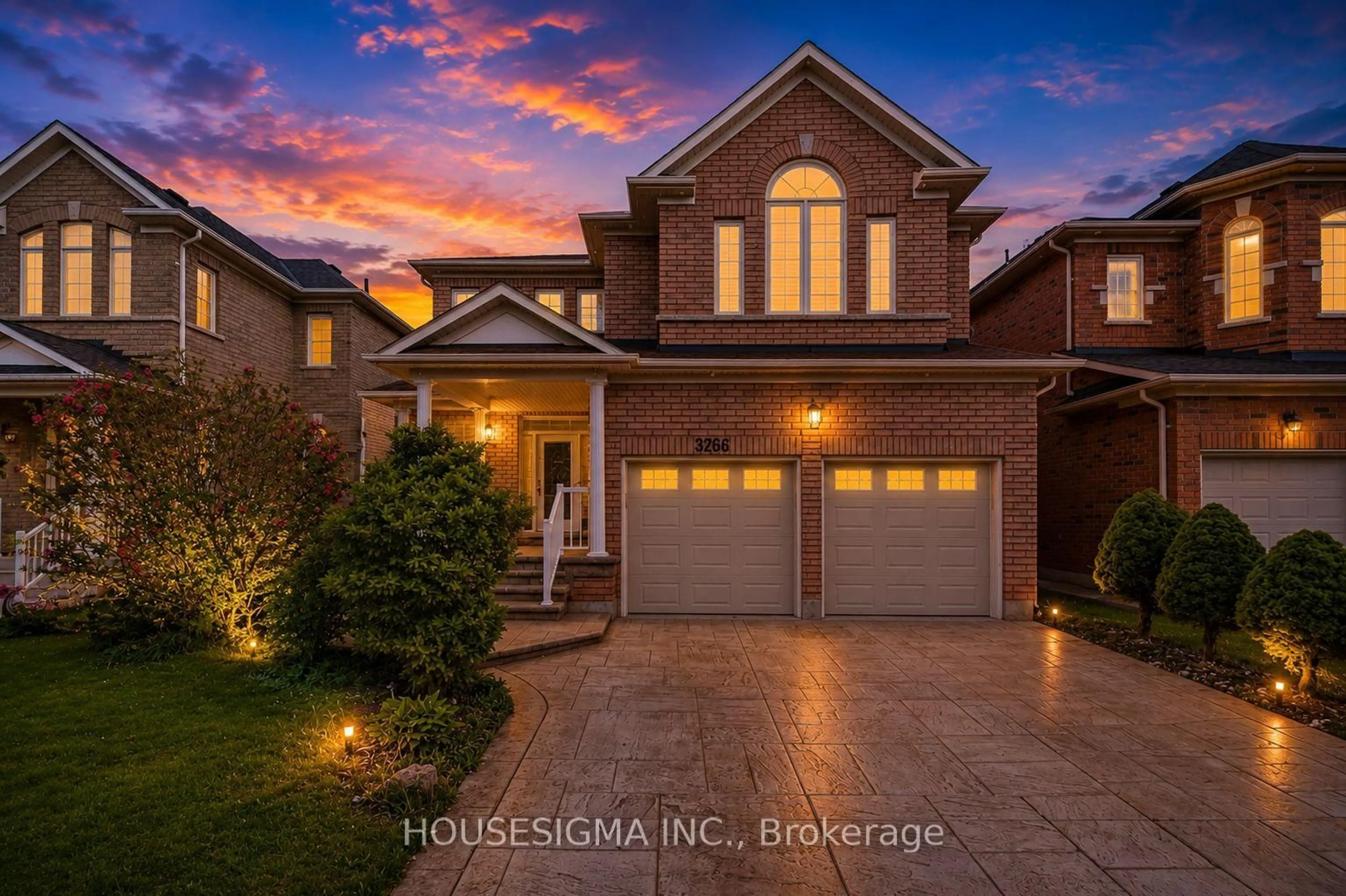 Home with brick exterior material, street for 3266 Weatherford Rd, Mississauga Ontario L5M 7X6