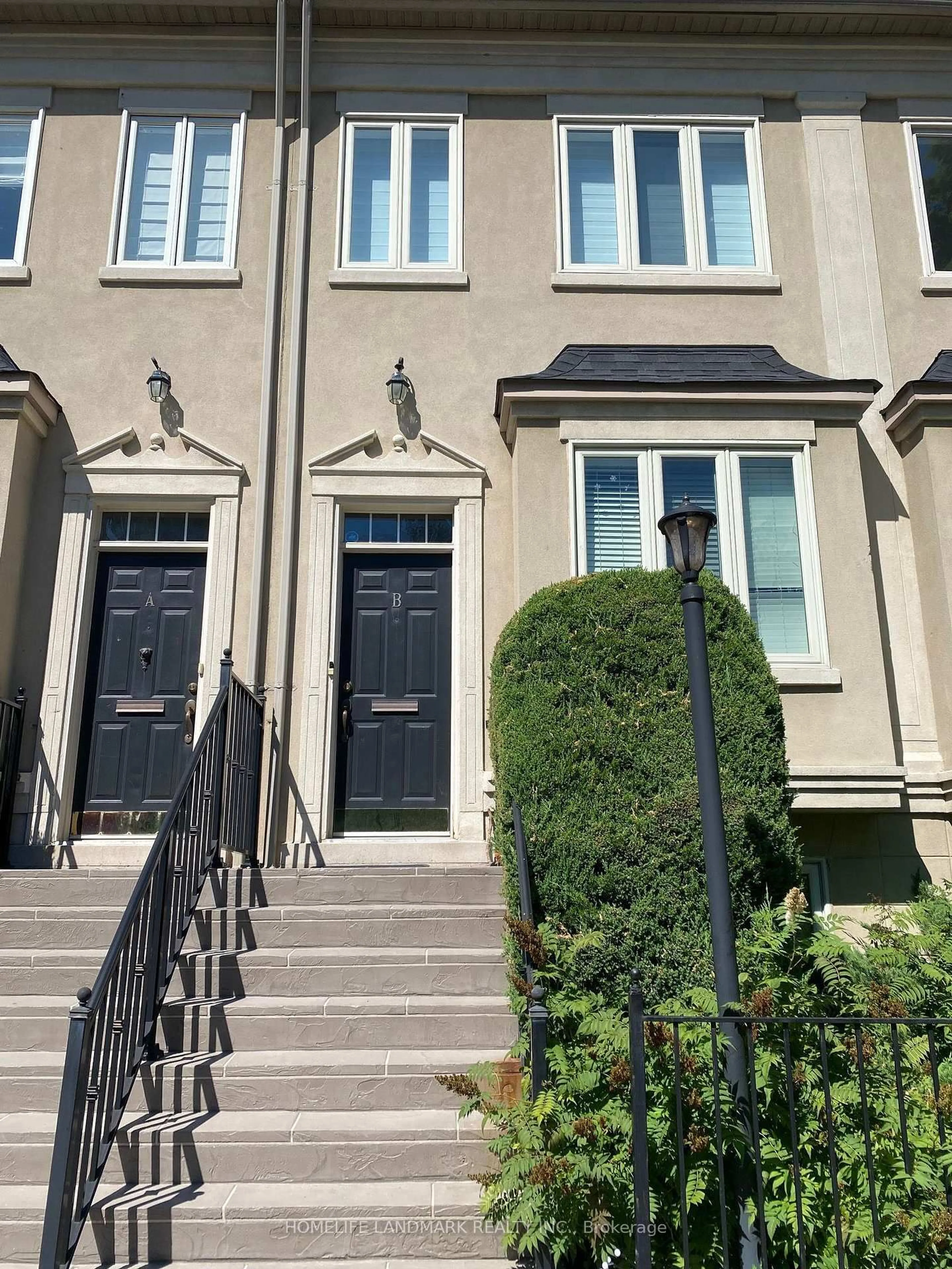 Unknown for 2283 Lake Shore Blvd #B, Toronto Ontario M8V 1A6