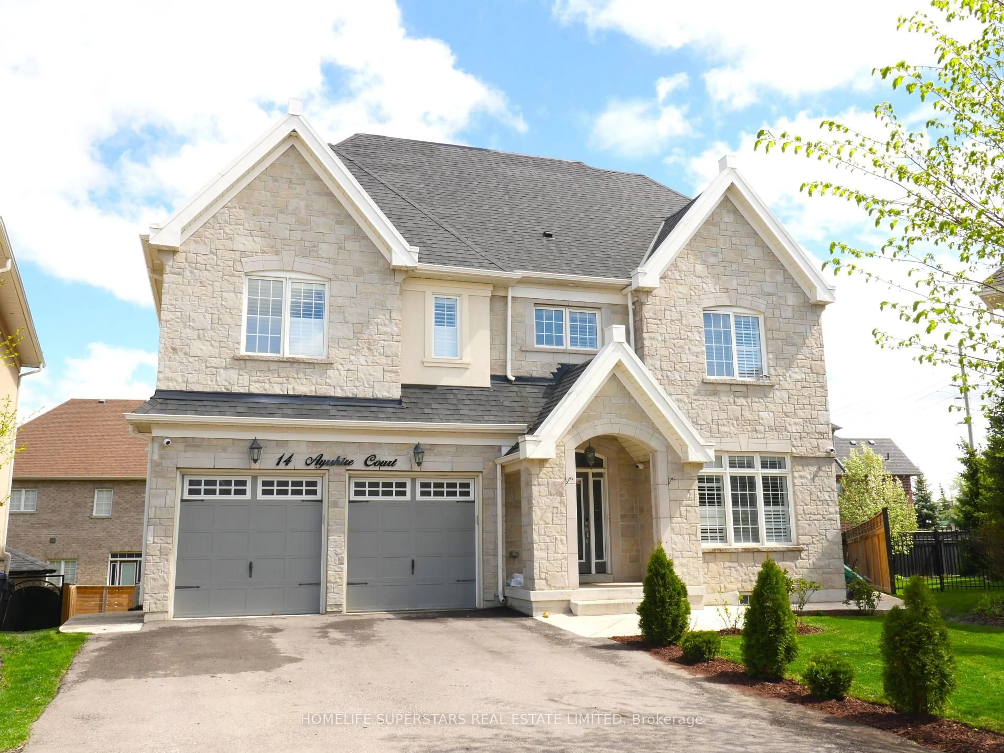 Home with brick exterior material, street for 14 Ayrshire Crt, Brampton Ontario L6Z 0G6