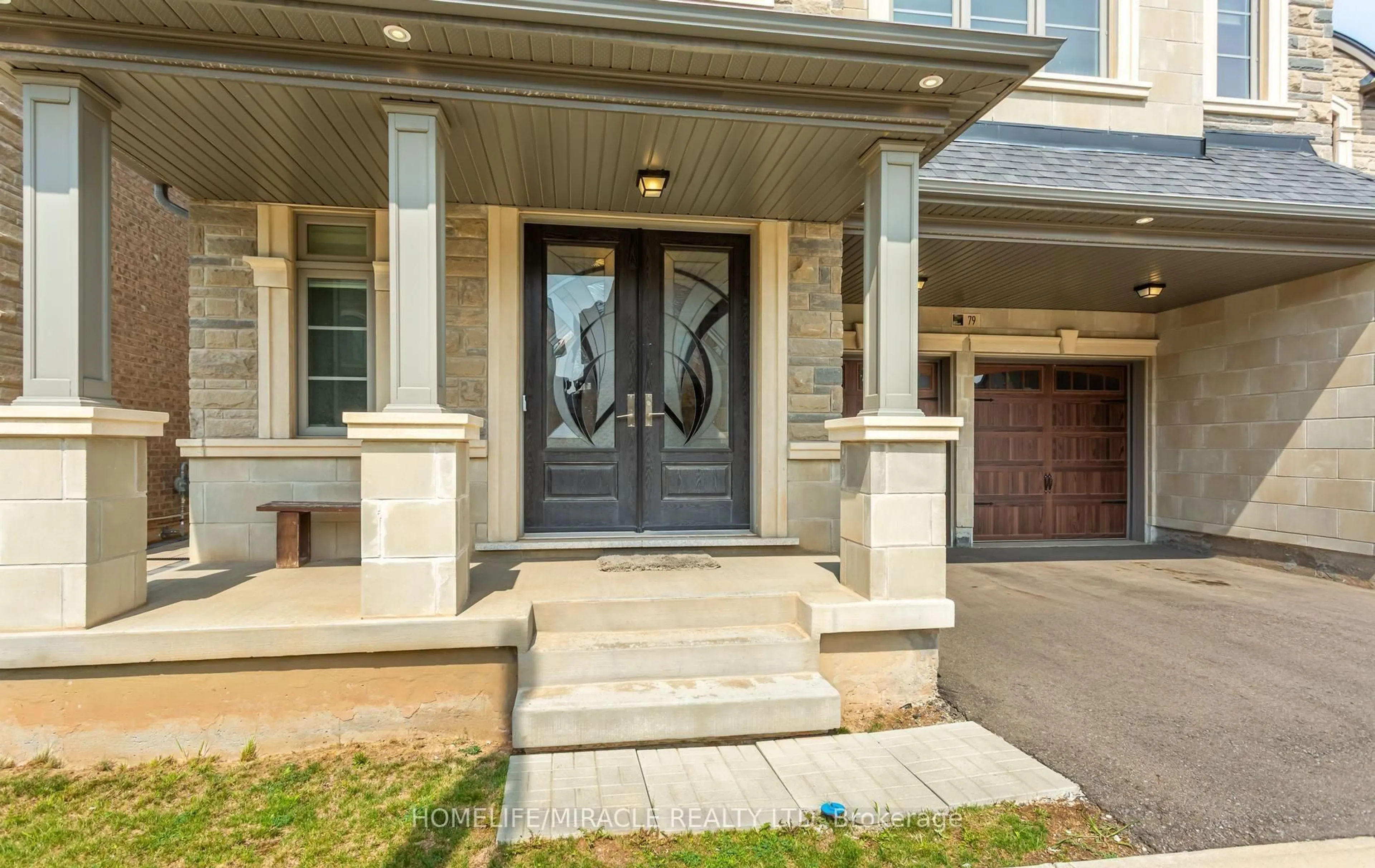 Indoor entryway for 79 Mevira Gdns, Oakville Ontario L6H 7C5