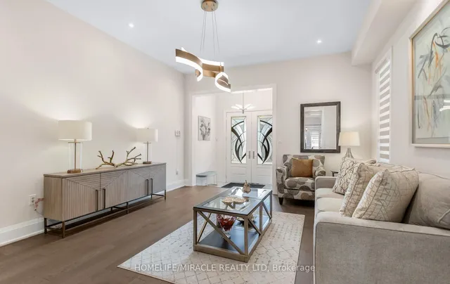 79 Mevira Gdns, Oakville 5
