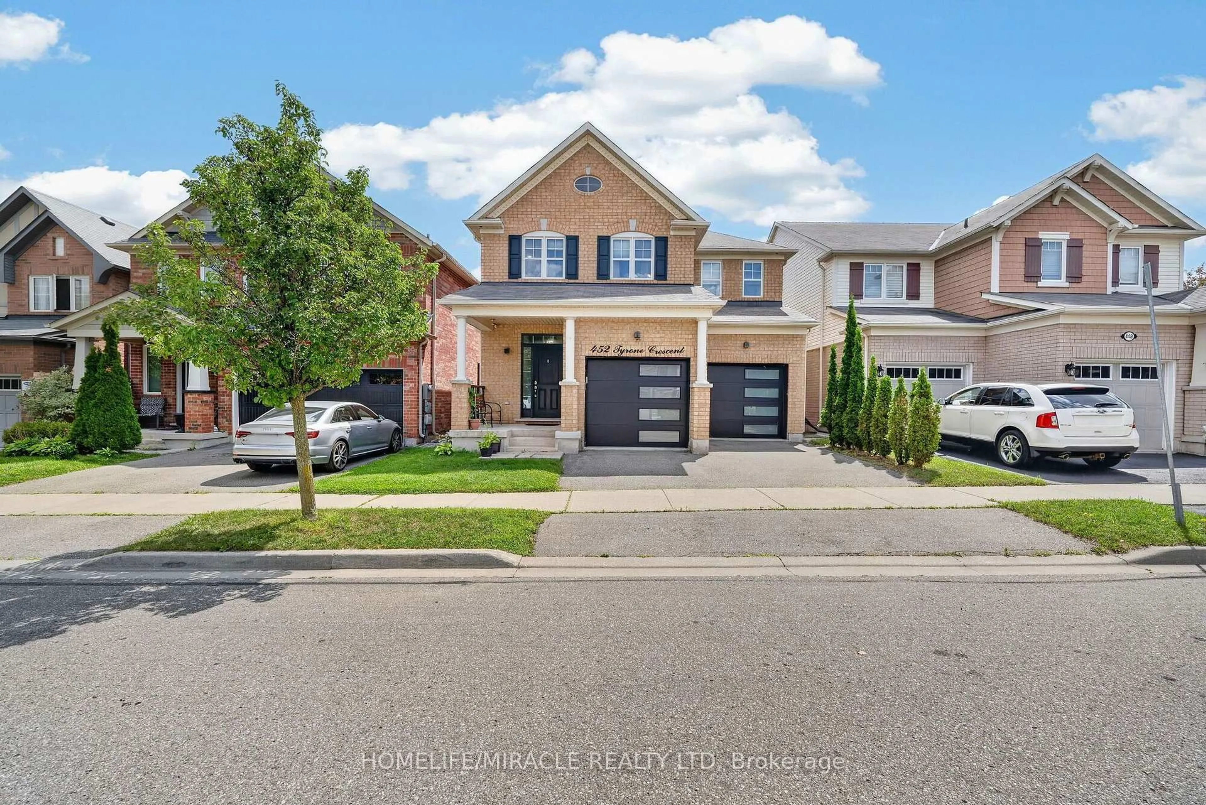 Home with brick exterior material, street for 452 Tyrone Cres, Milton Ontario L9T 8J8