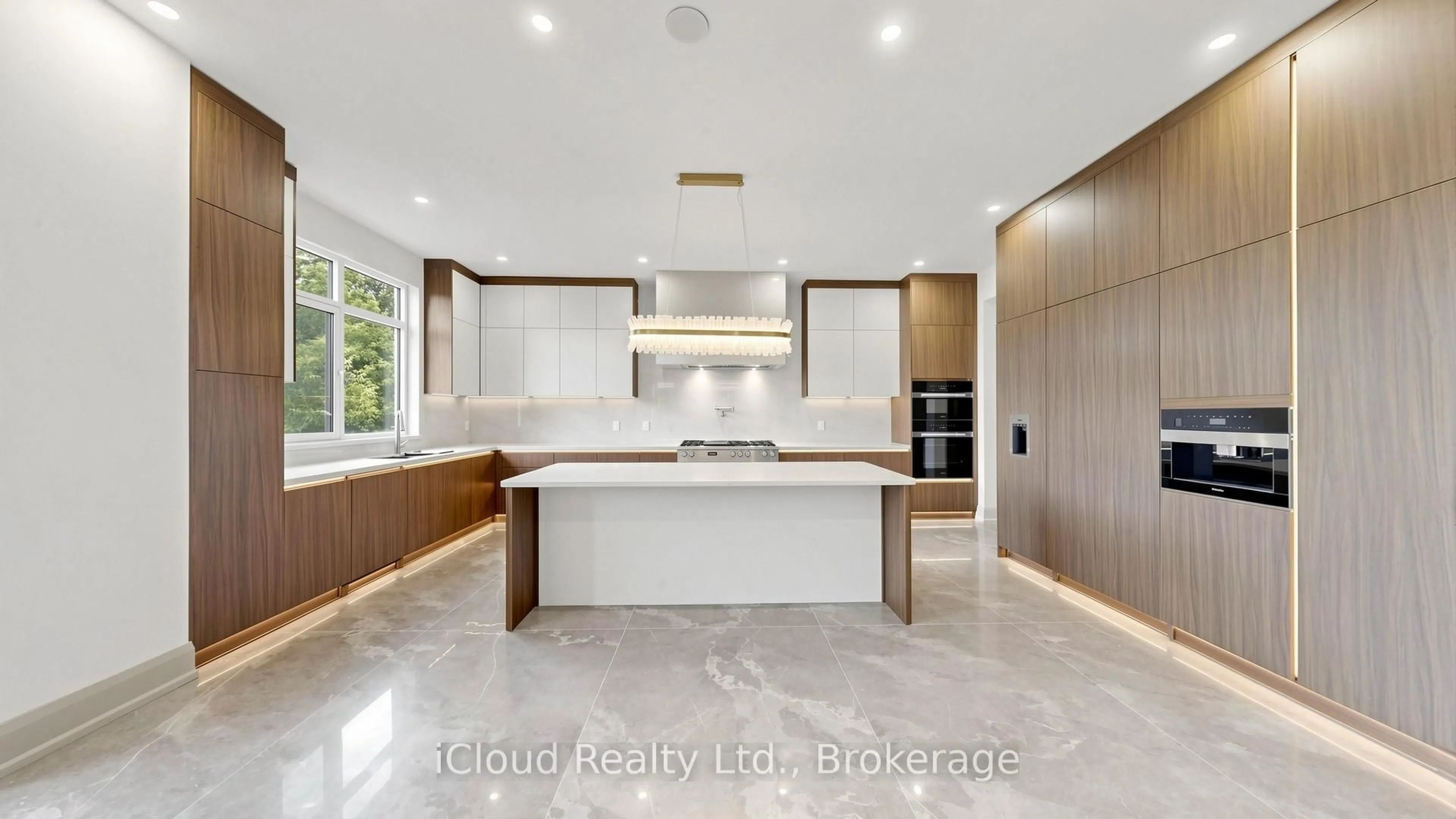 Contemporary kitchen, ceramic/tile floor for 2539 Rugby Rd, Mississauga Ontario L5B 1T1