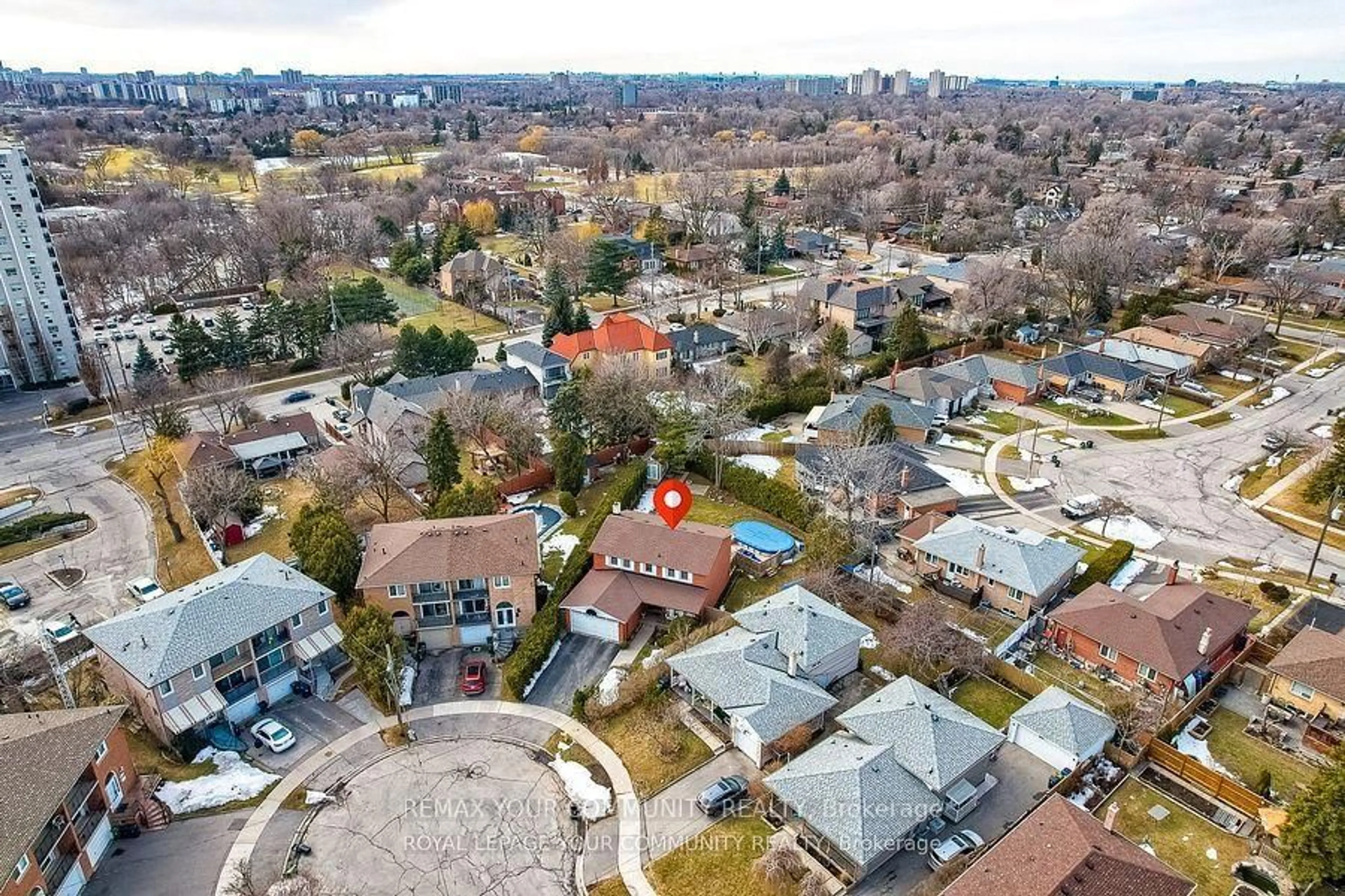 A pic from outside/outdoor area/front of a property/back of a property/a pic from drone, street for 18 Terryellen Cres, Toronto Ontario M9C 1H7