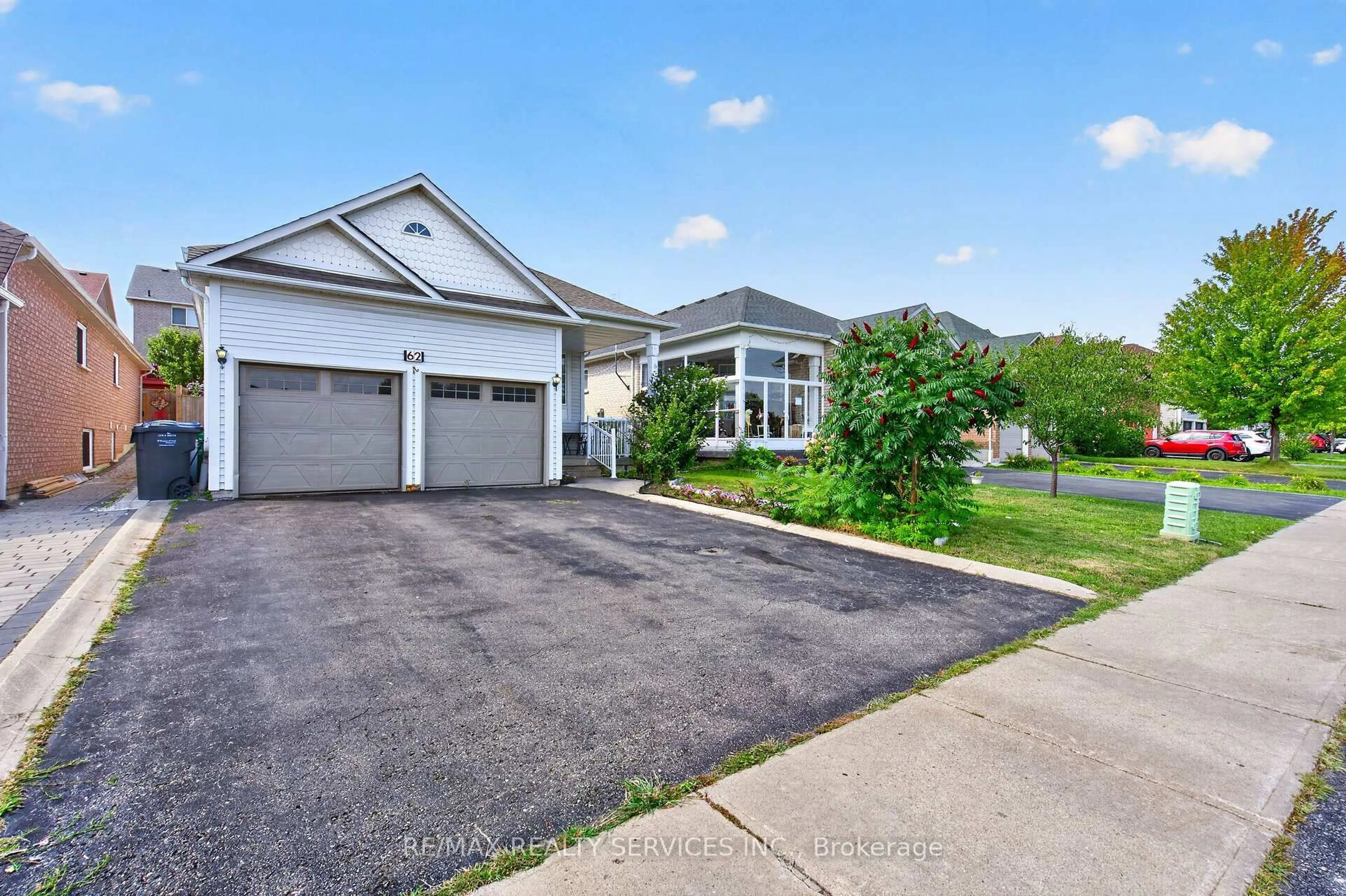 Unknown for 62 Fletchers Creek Blvd, Brampton Ontario L6X 4T1