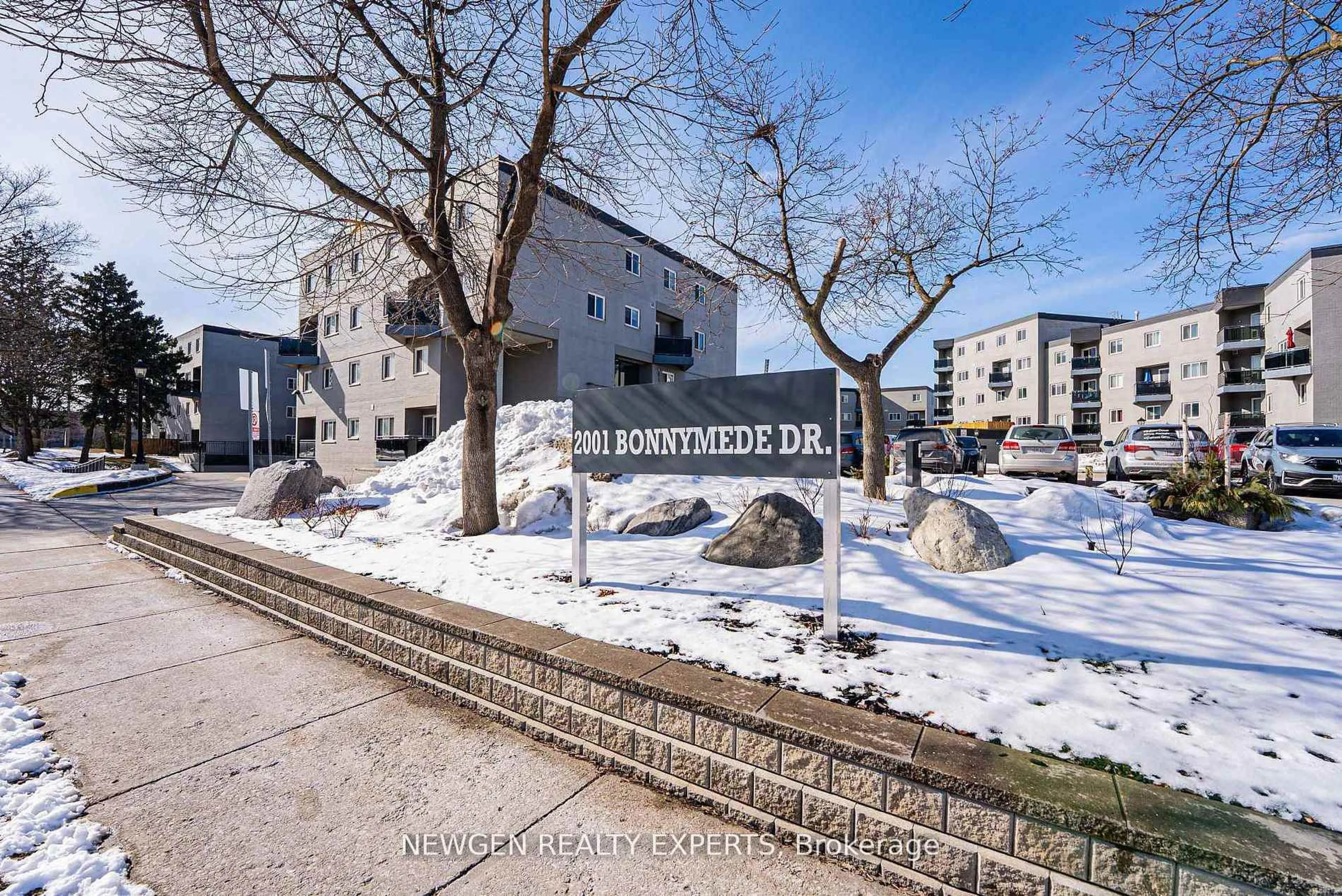 Unknown for 2001 Bonnymede Dr #88, Mississauga Ontario L5J 4H8