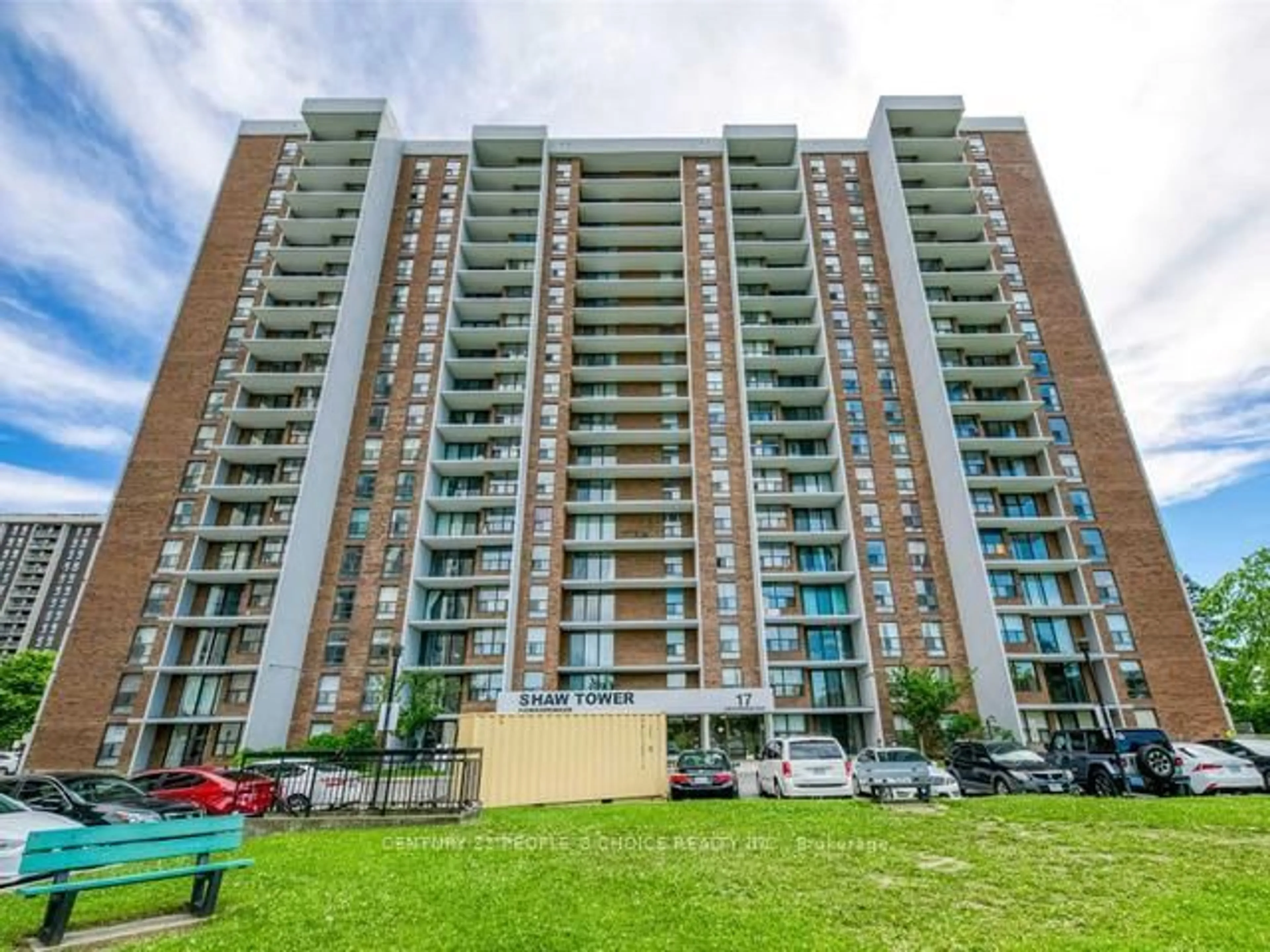 A pic from outside/outdoor area/front of a property/back of a property/a pic from drone, building for 17 Knightsbridge Rd #1205, Brampton Ontario L6T 3X9