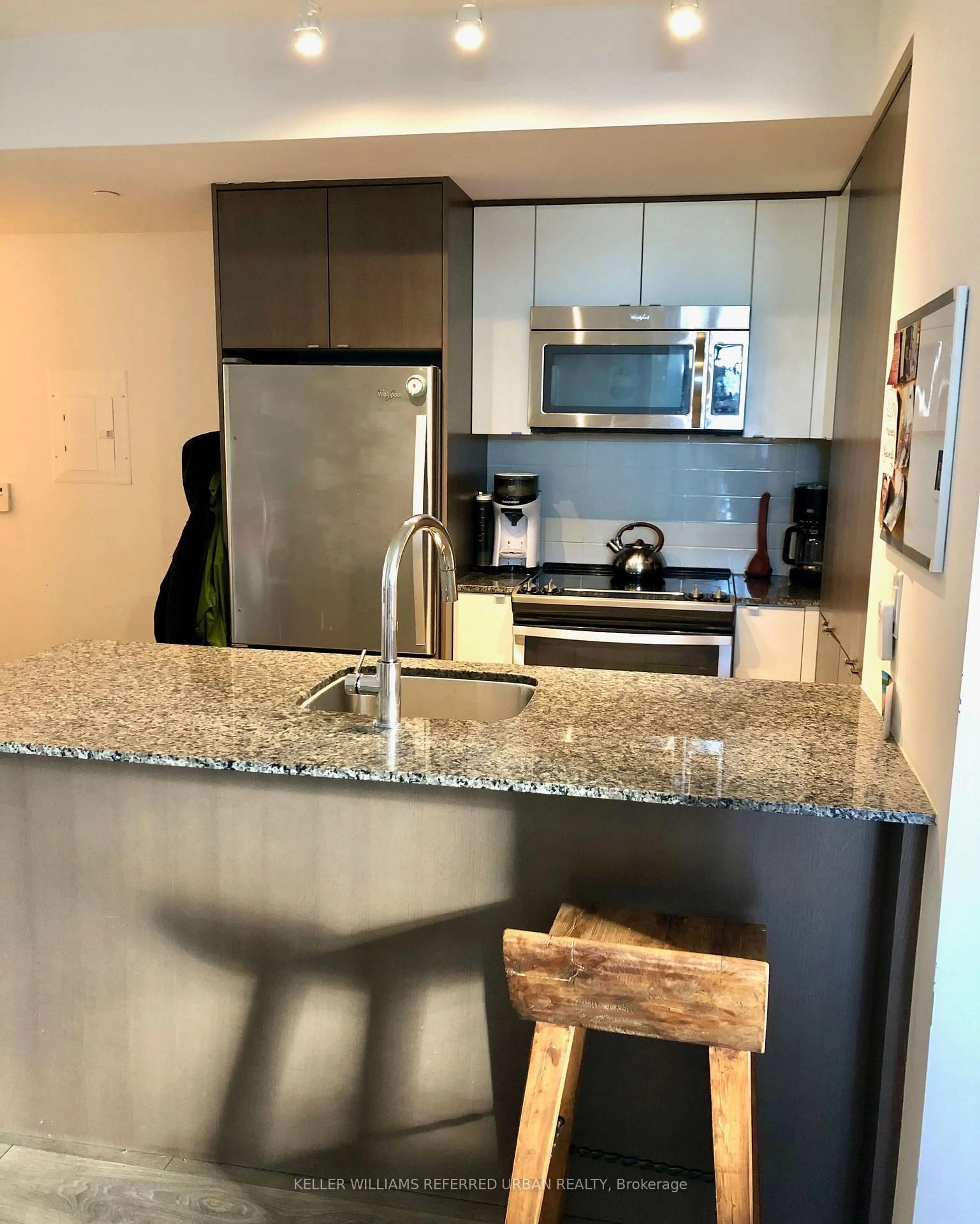 Standard kitchen, unknown for 9 Valhalla Inn Rd #2407, Toronto Ontario M9B 0B2