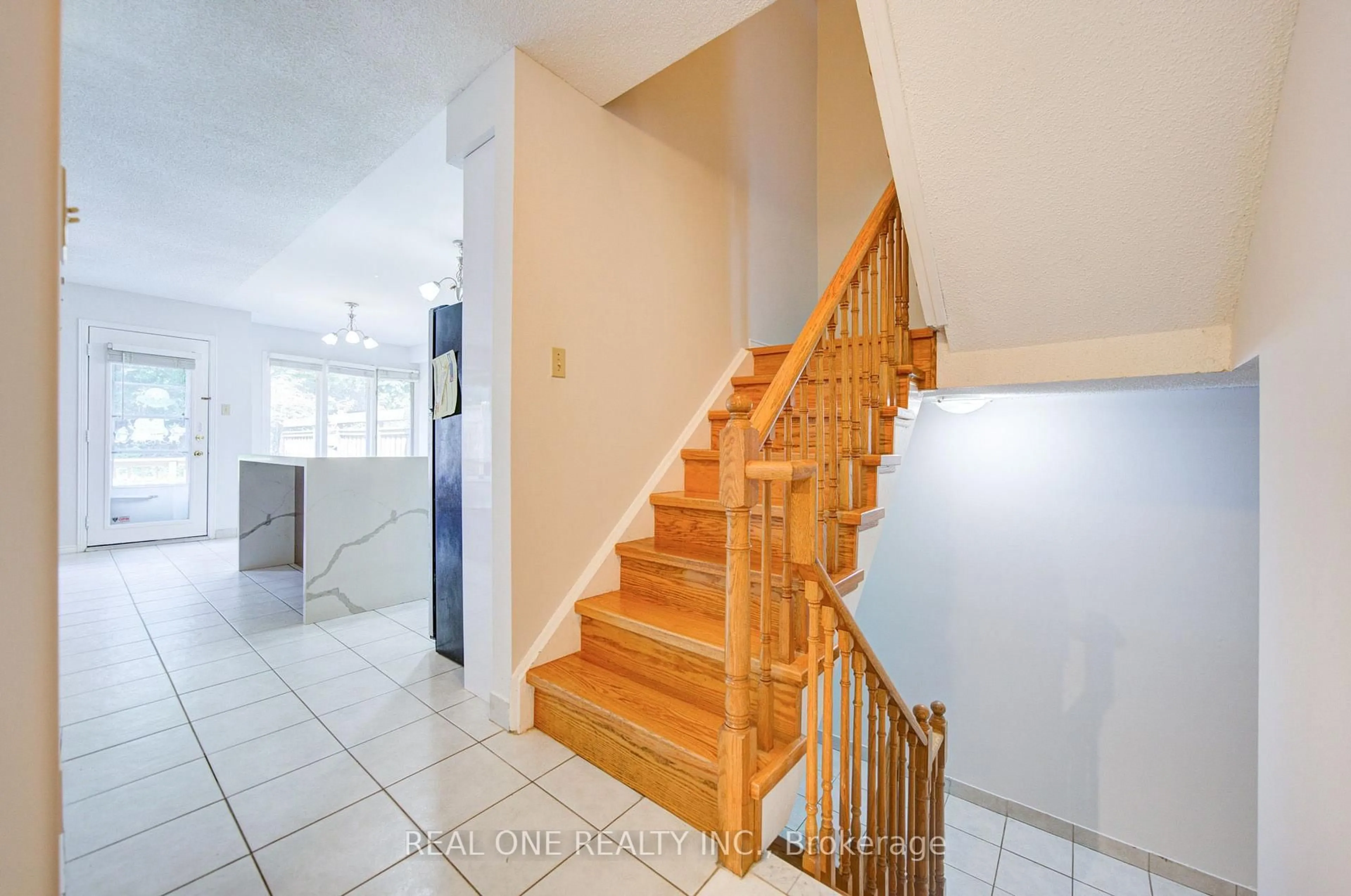 Unknown for 2593 Addingham Cres, Oakville Ontario L6J 7K6