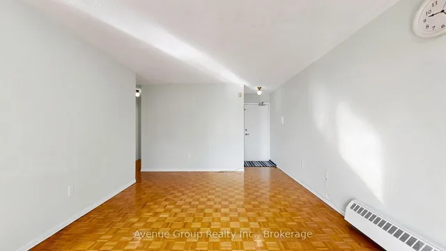 4673 Jane St #417, Toronto 5