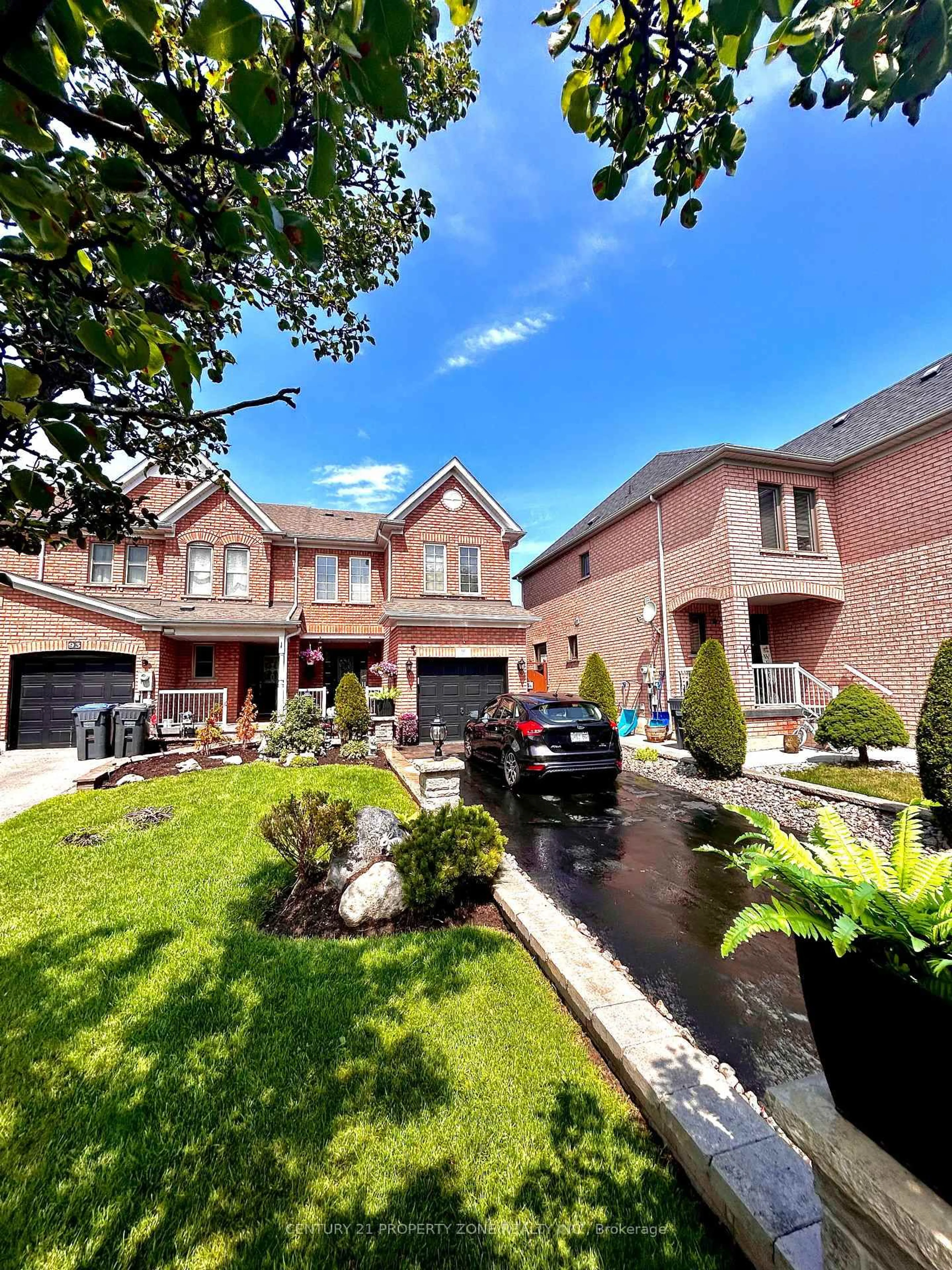Home with brick exterior material, street for 91 Monaco Crt, Brampton Ontario L7A 1X2