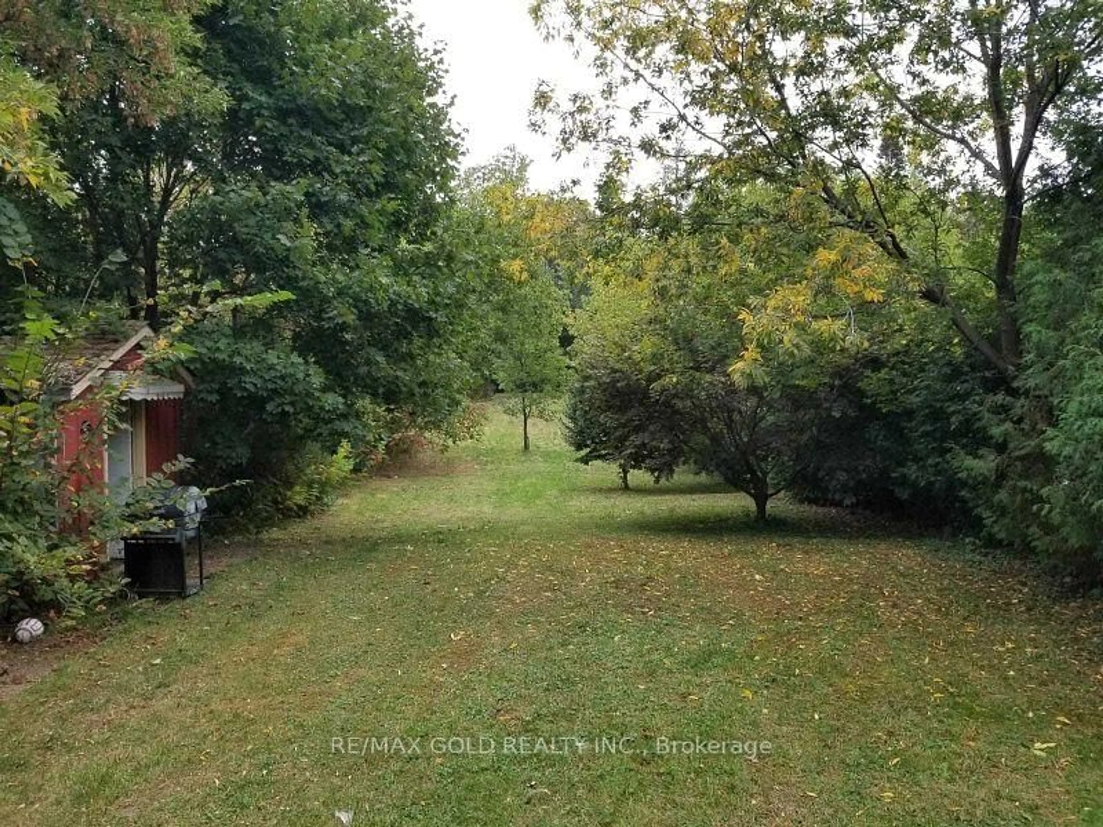 A pic from outside/outdoor area/front of a property/back of a property/a pic from drone, forest/trees view for 11 Mclaughlin Rd, Brampton Ontario L6X 1Y4