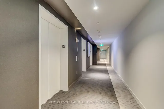 3900 Confederation Pkwy #5010, Mississauga 5
