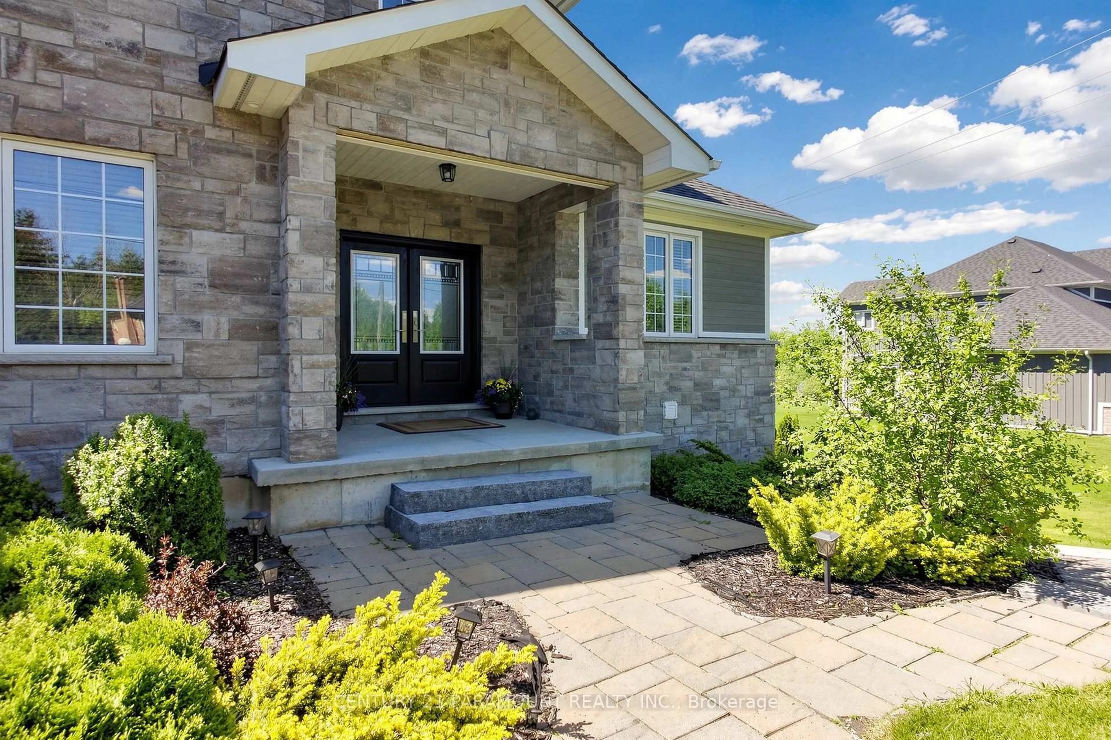 Home with brick exterior material, street for 48 Edmund St, Caledon Ontario L7K 0K2
